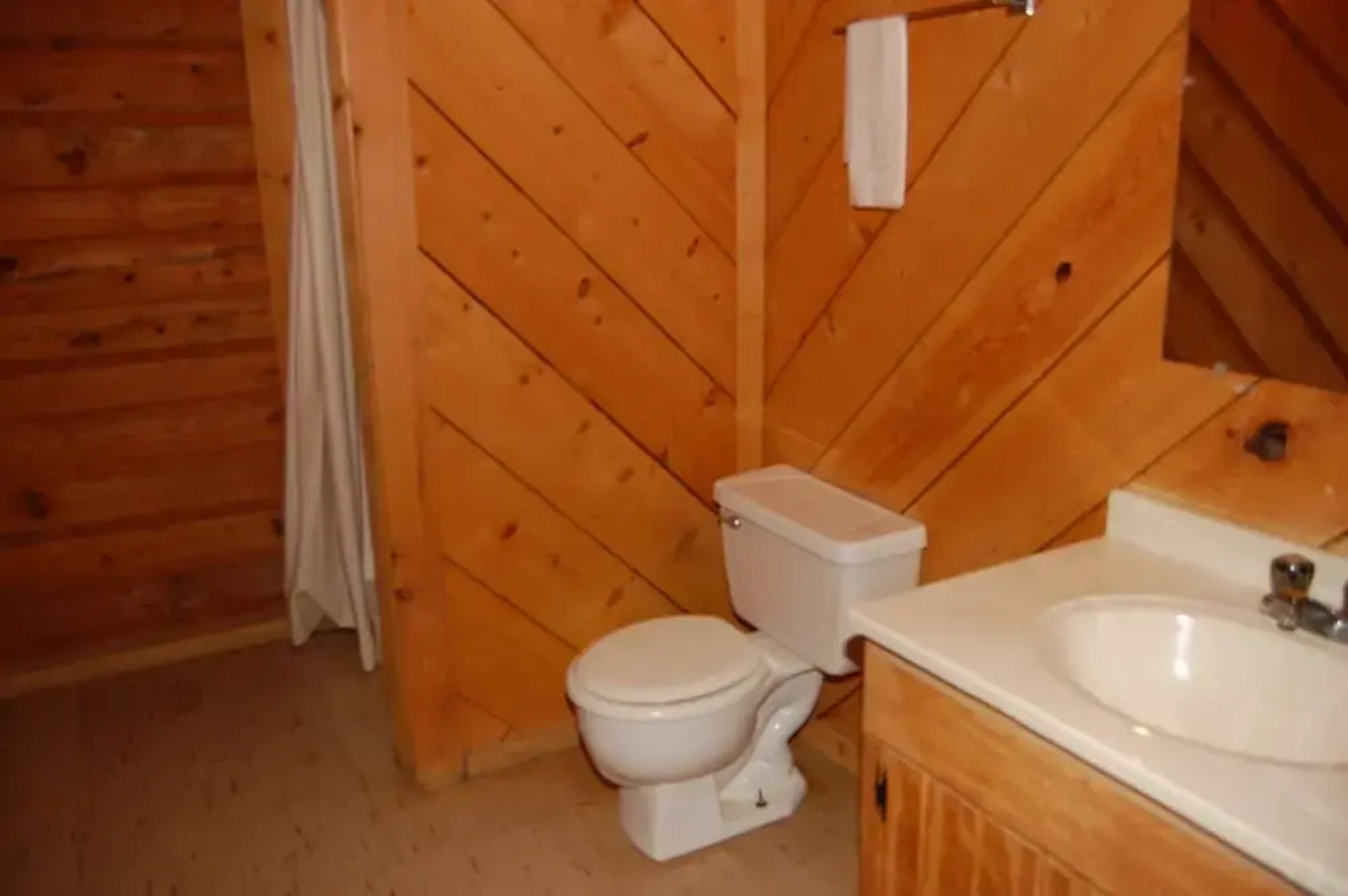 Cherokee Landing Campground