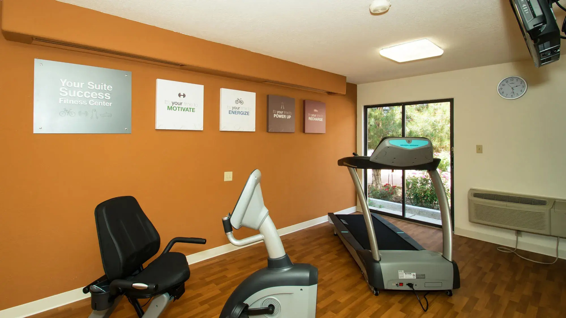 Sagebrush Inn & Suites