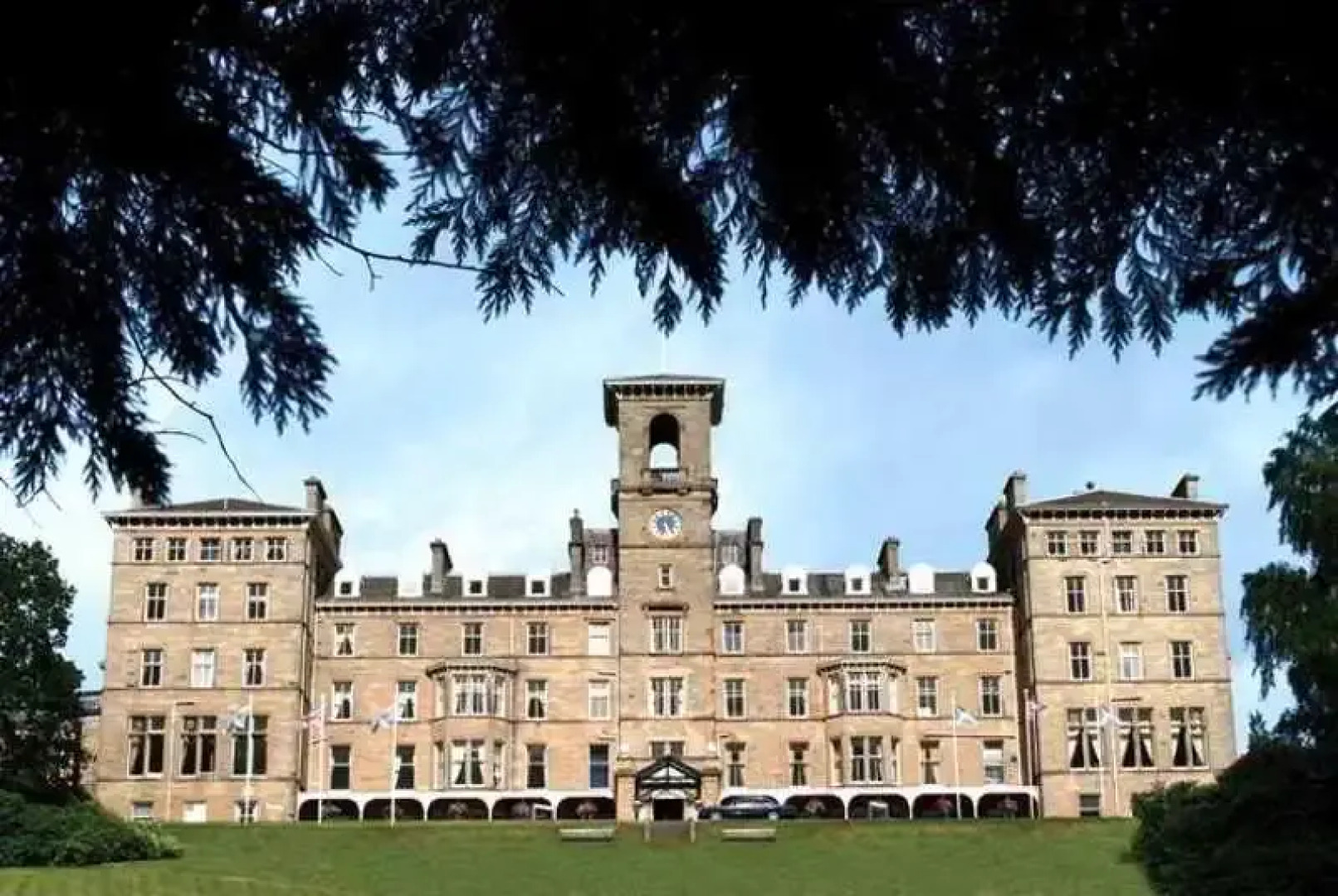 Отель Apex Dunblane Hydro