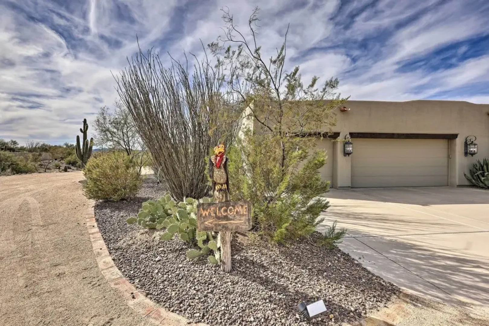 Cave Creek Oasis w/ Putting Green, Spa & Mtn View!