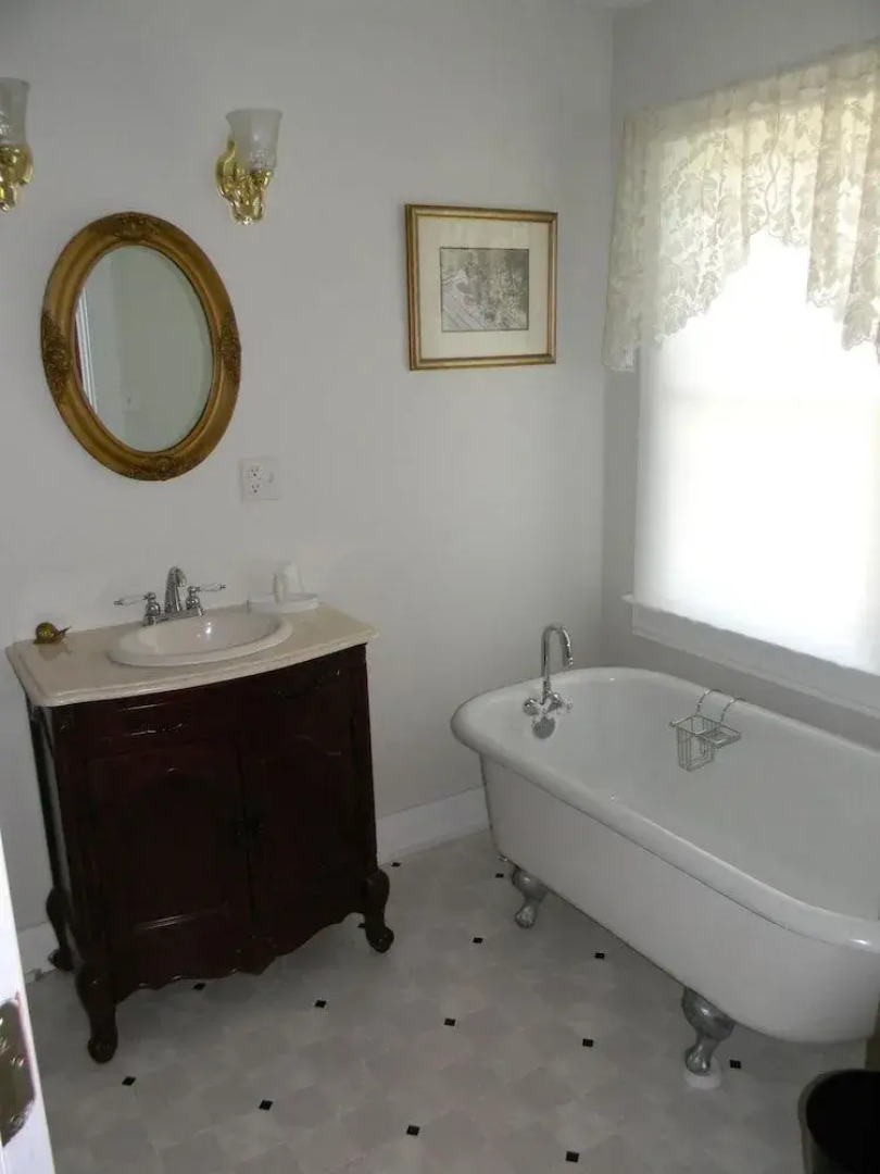 The Chandler House Bed and Breakfast