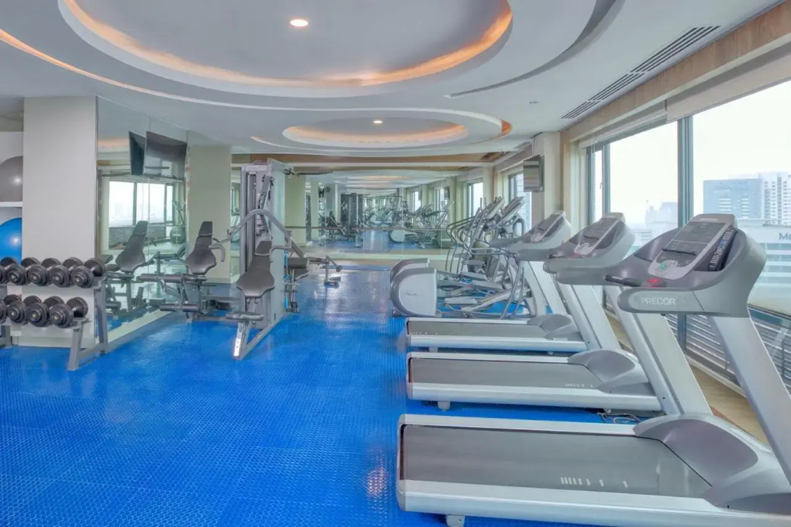Business & Leisure Stay in Eastwood City