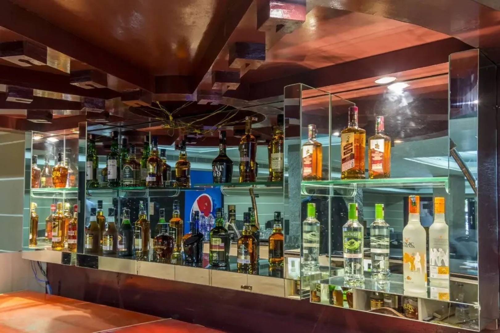 K & M International Business Hotel