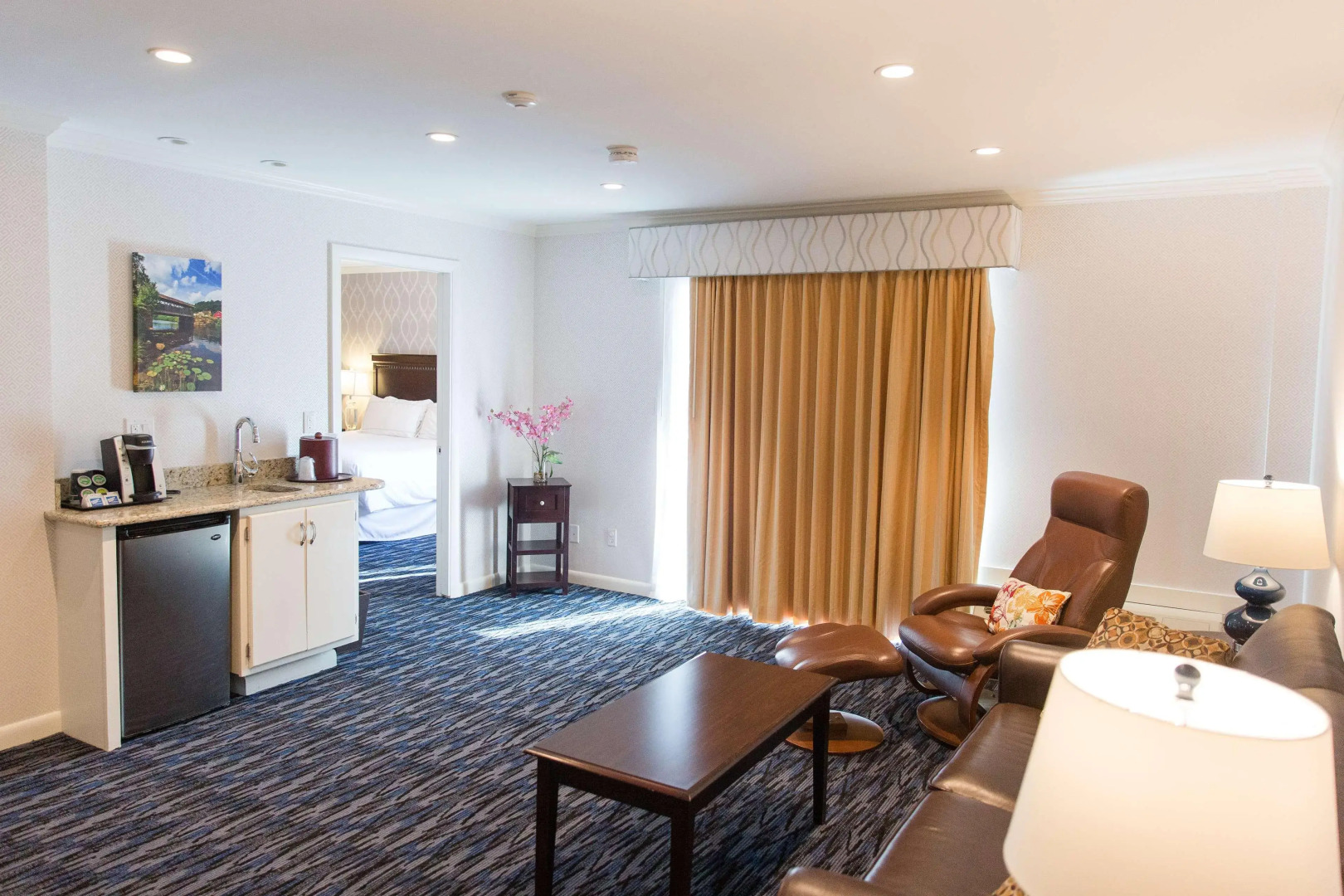 Capitol Plaza Hotel Montpelier Tapestry Collection by Hilton