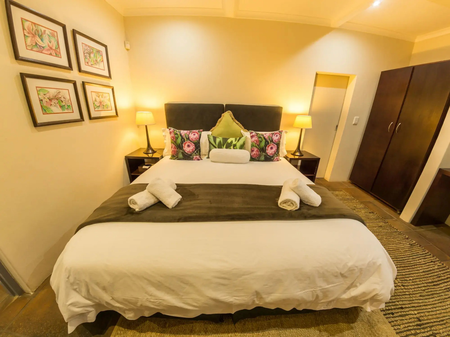 Mackaya Bella Guest House