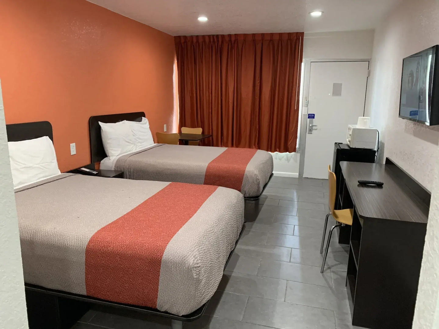 Motel 6 Englewood, FL