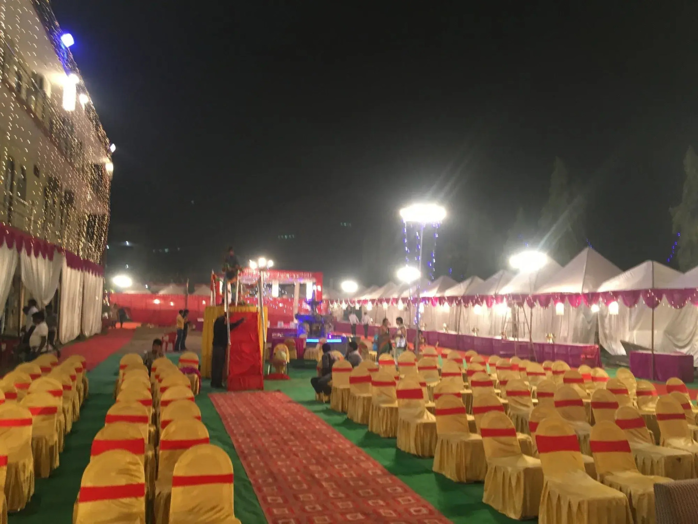 Hotel Mangalam Palace - Lucknow Airport