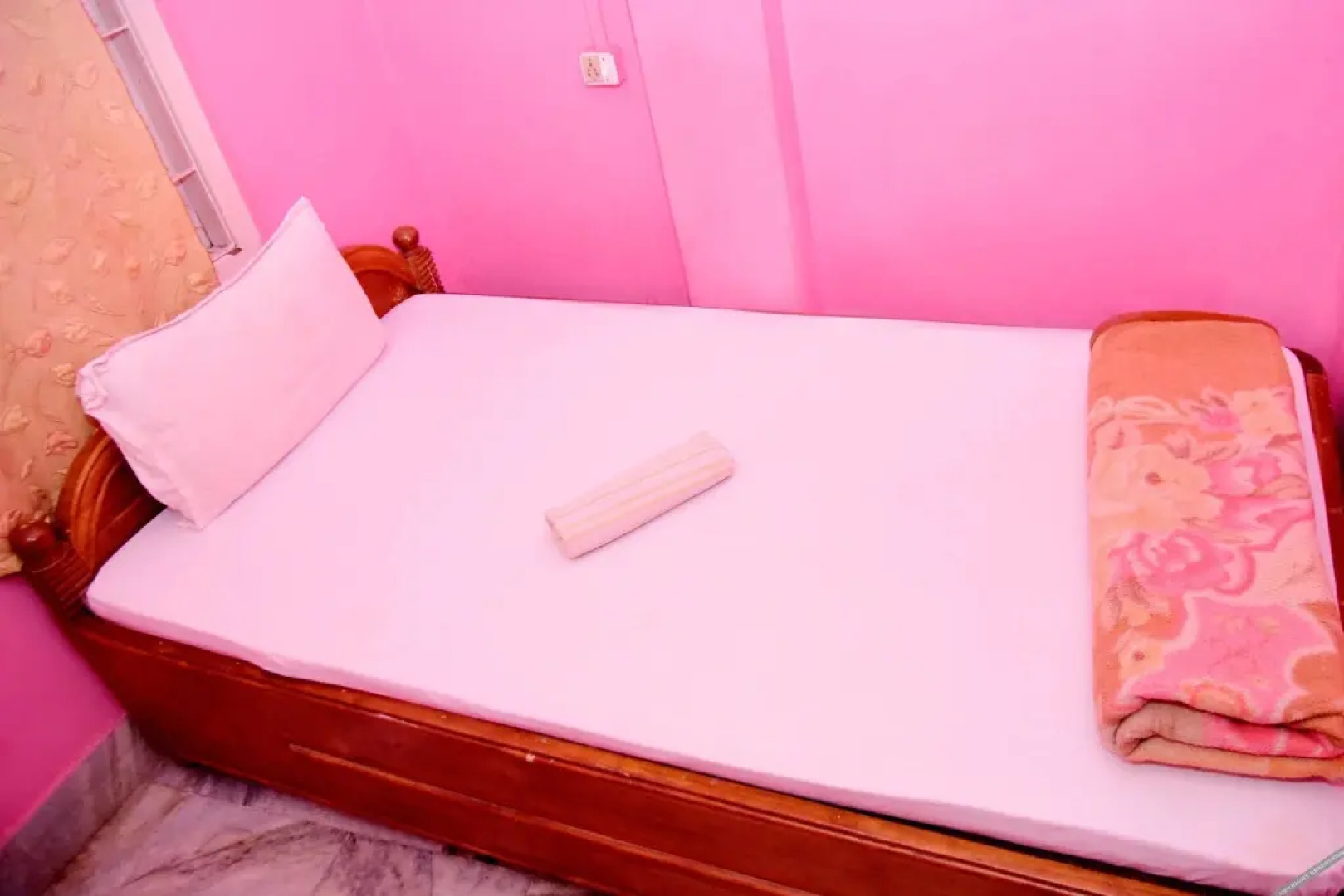 SPOT ON 66402 Hotel Moon Moon