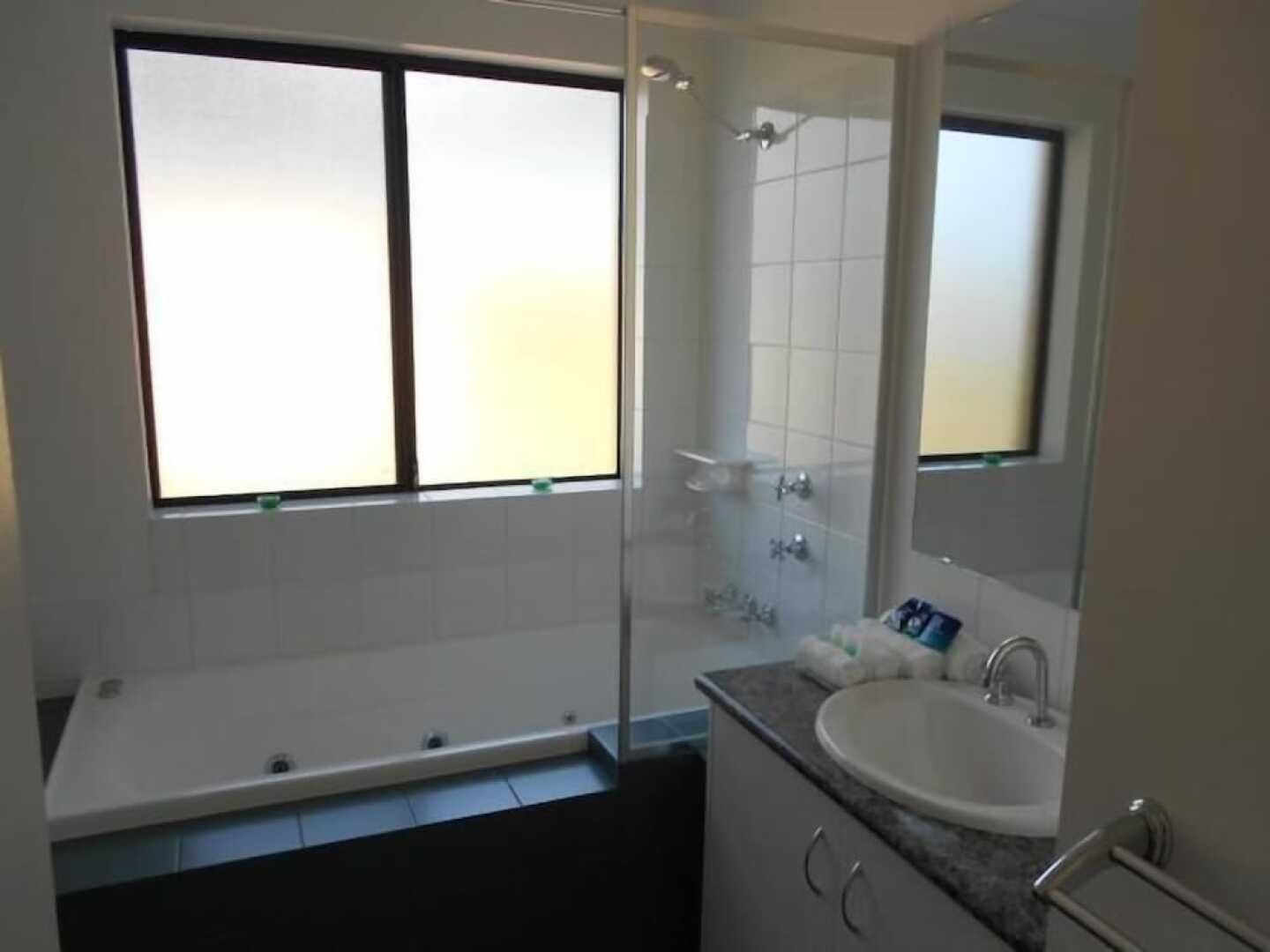 Cosy Corner Beach Cottages