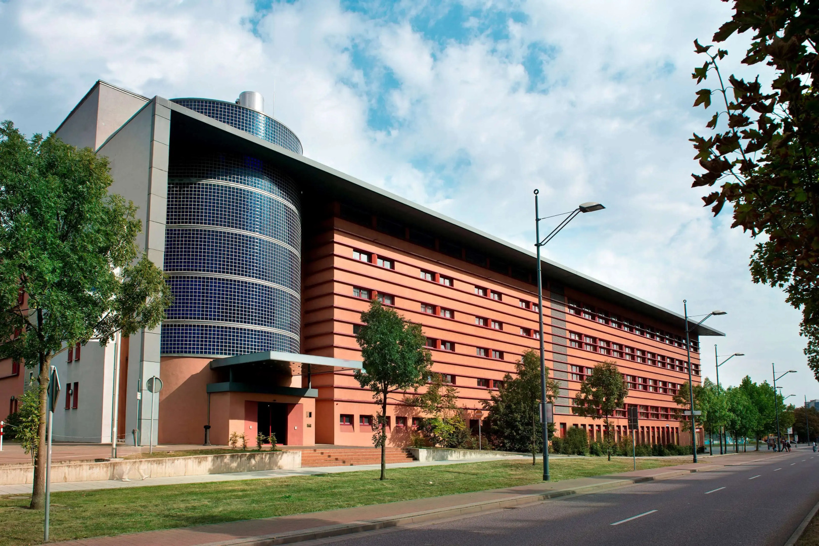 TRYP by Wyndham Halle