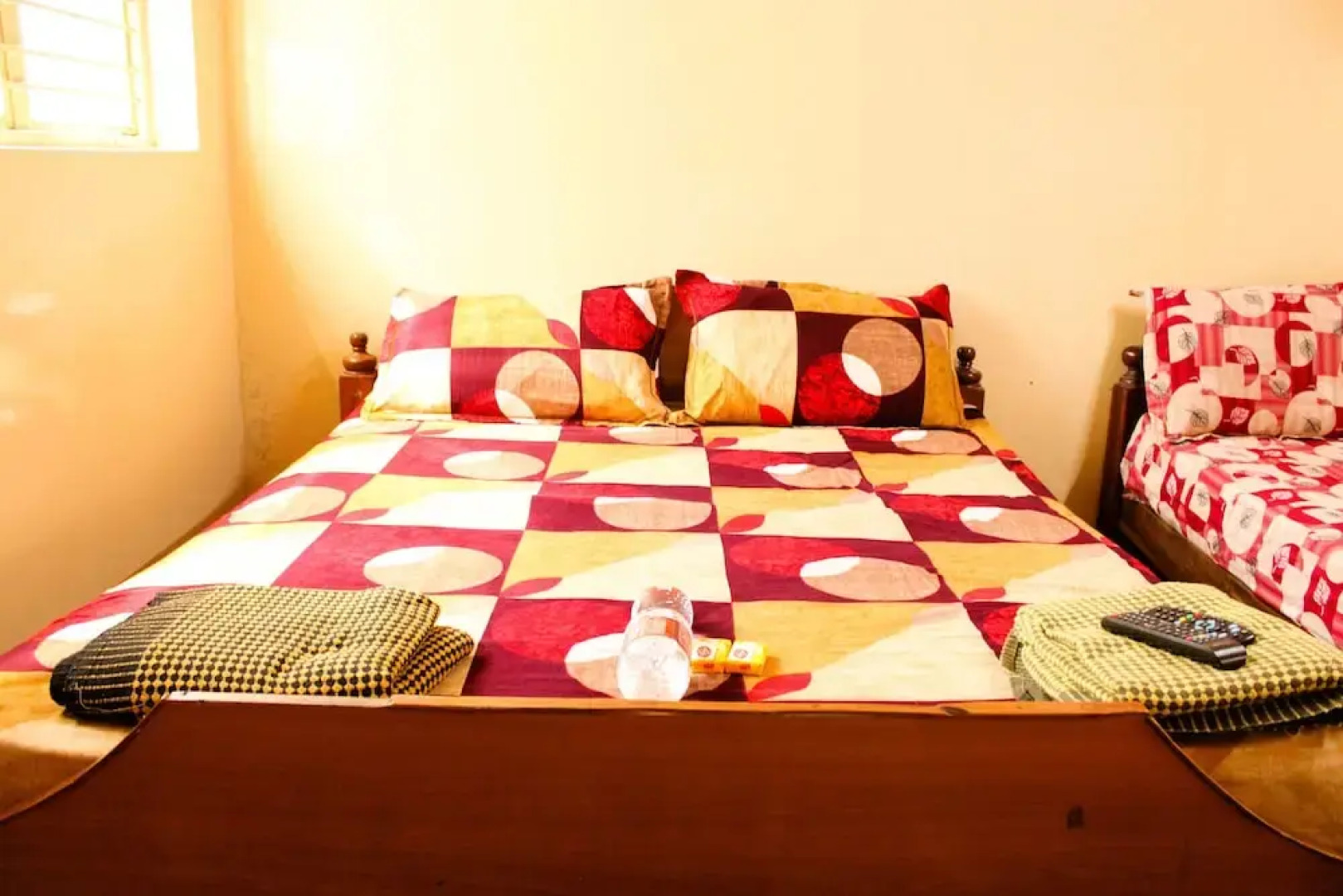 I-ROOMZ Surya Deluxe Lodge