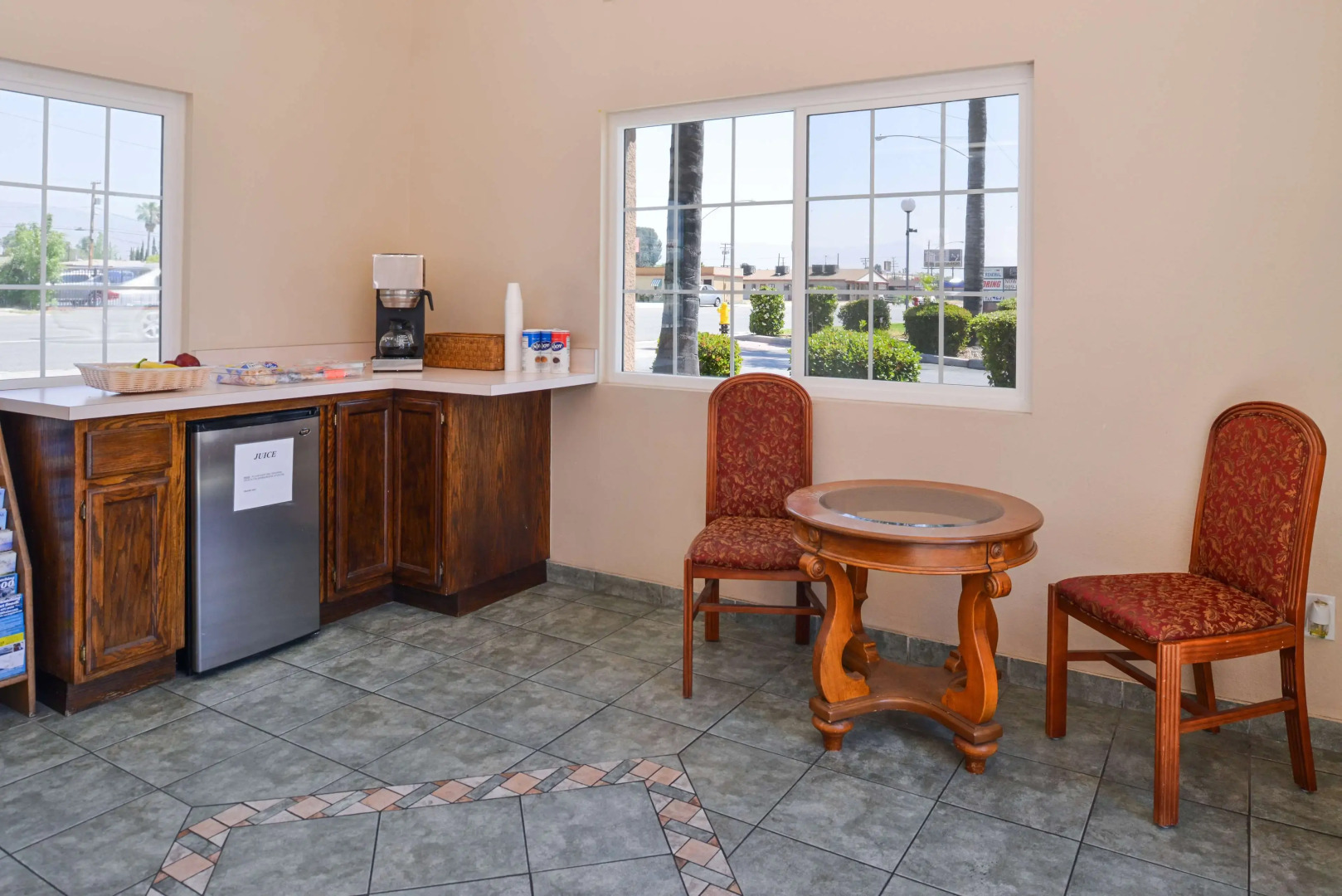 Americas Best Value Inn-Rialto