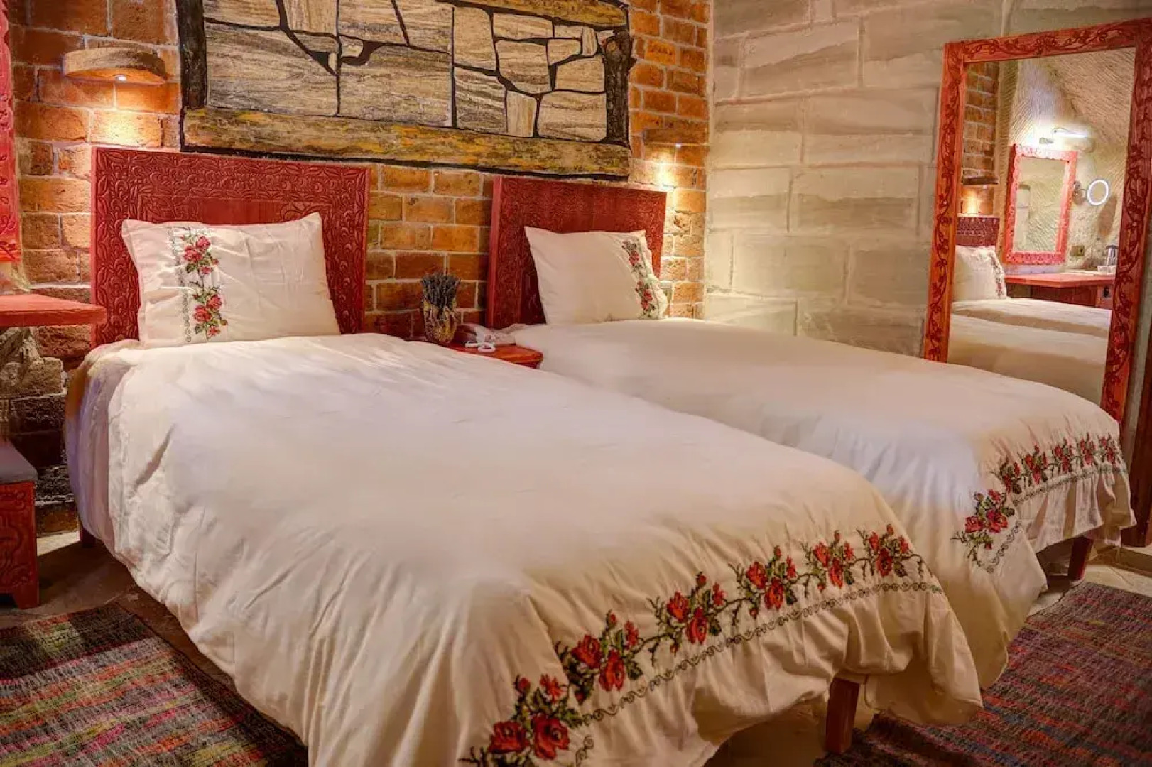 Nar-I Ask Cave Hotel