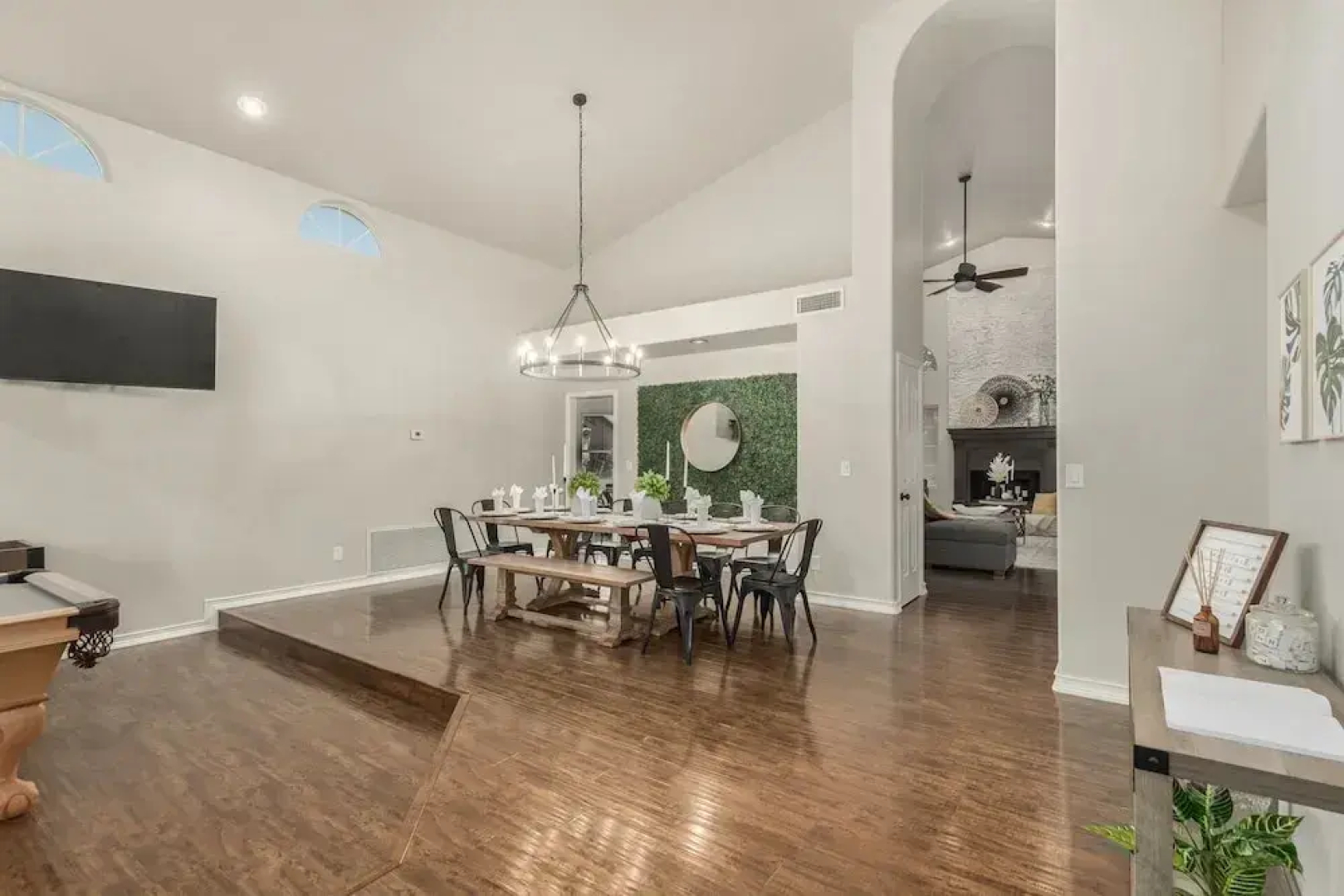 Citrus Cove Mesa 4 Bedroom Home by RedAwning