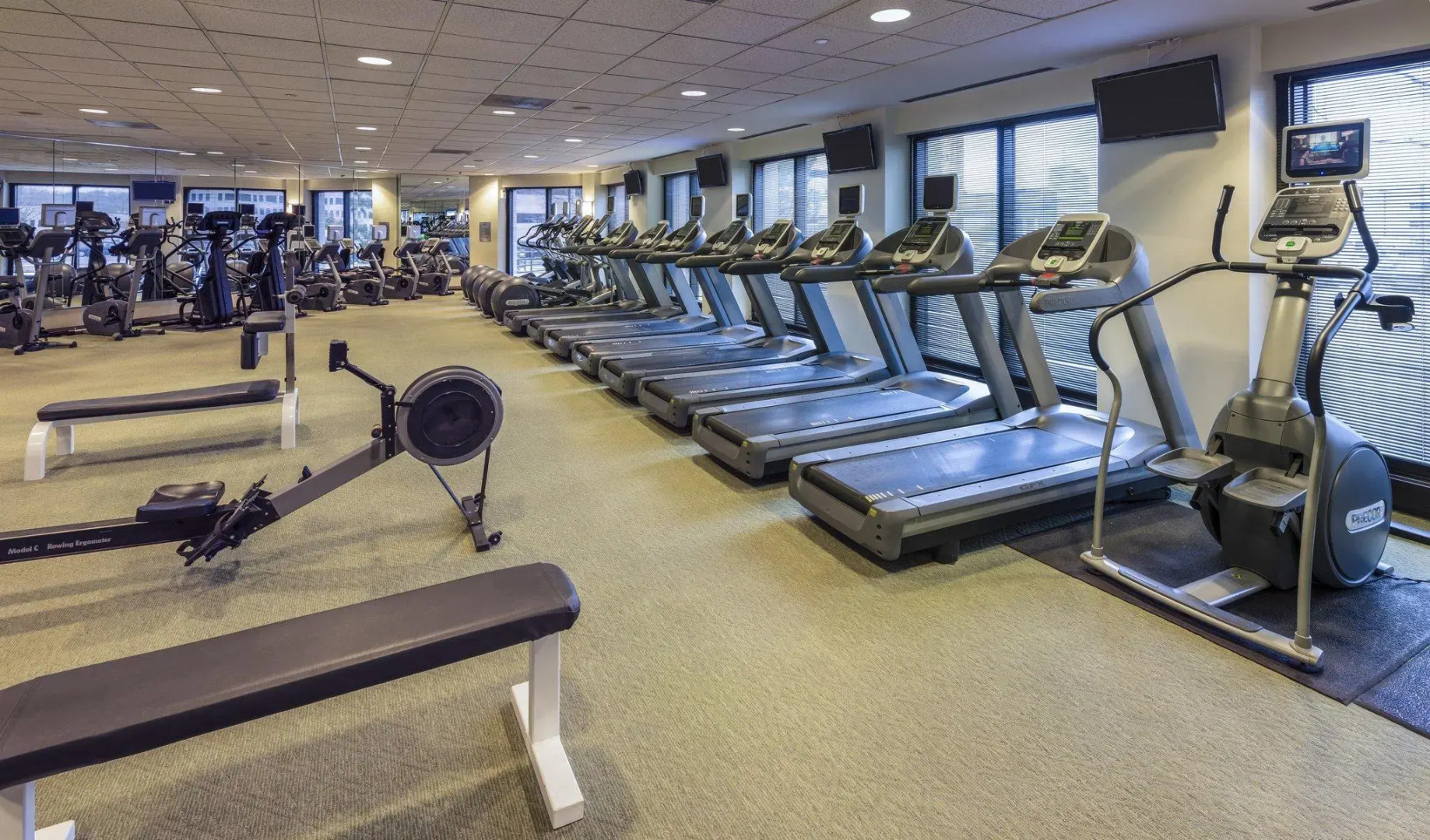 DoubleTree Suites by Hilton Htl & Conf Cntr Downers Grove