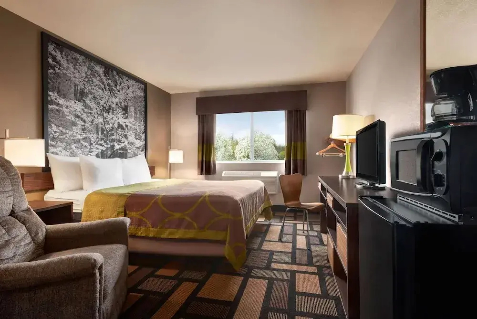 Super 8 Akron S/Green/Uniontown OH