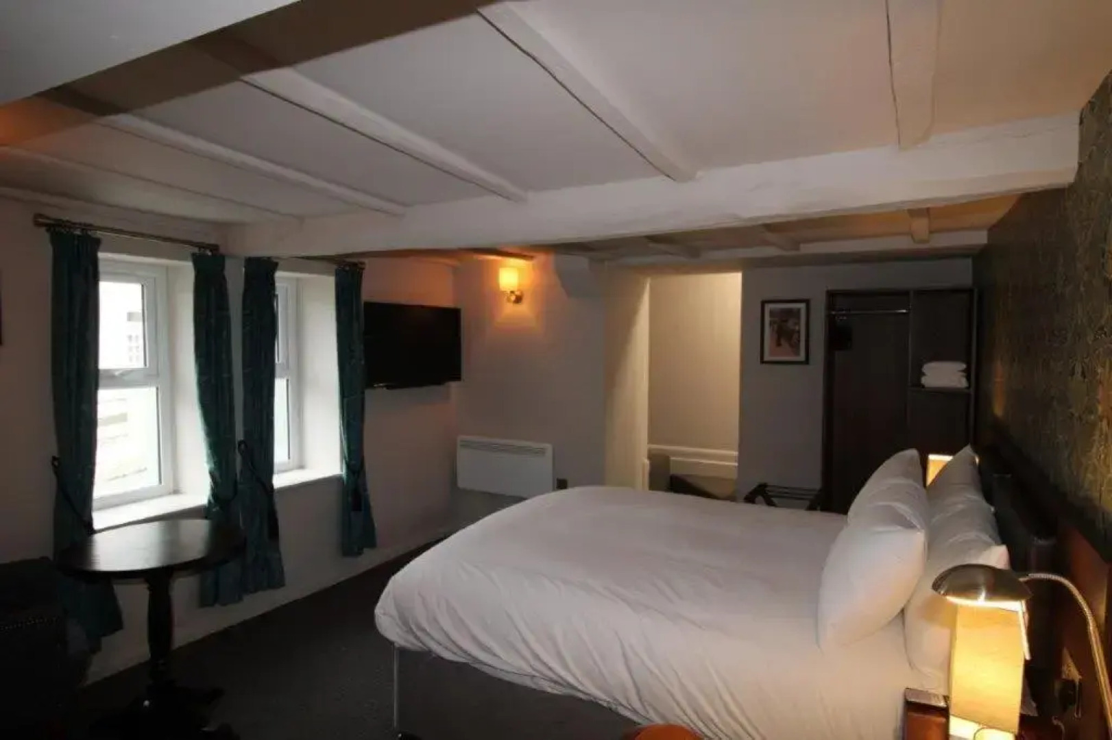 Rooms @ the Dolau Inn (Adults Only)