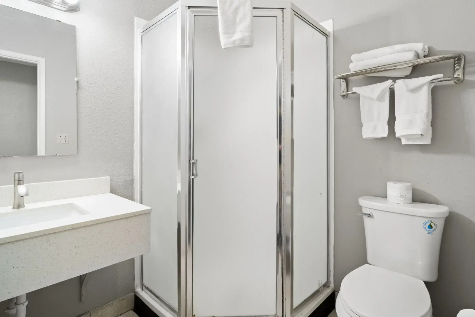 Travelers Inn Medford