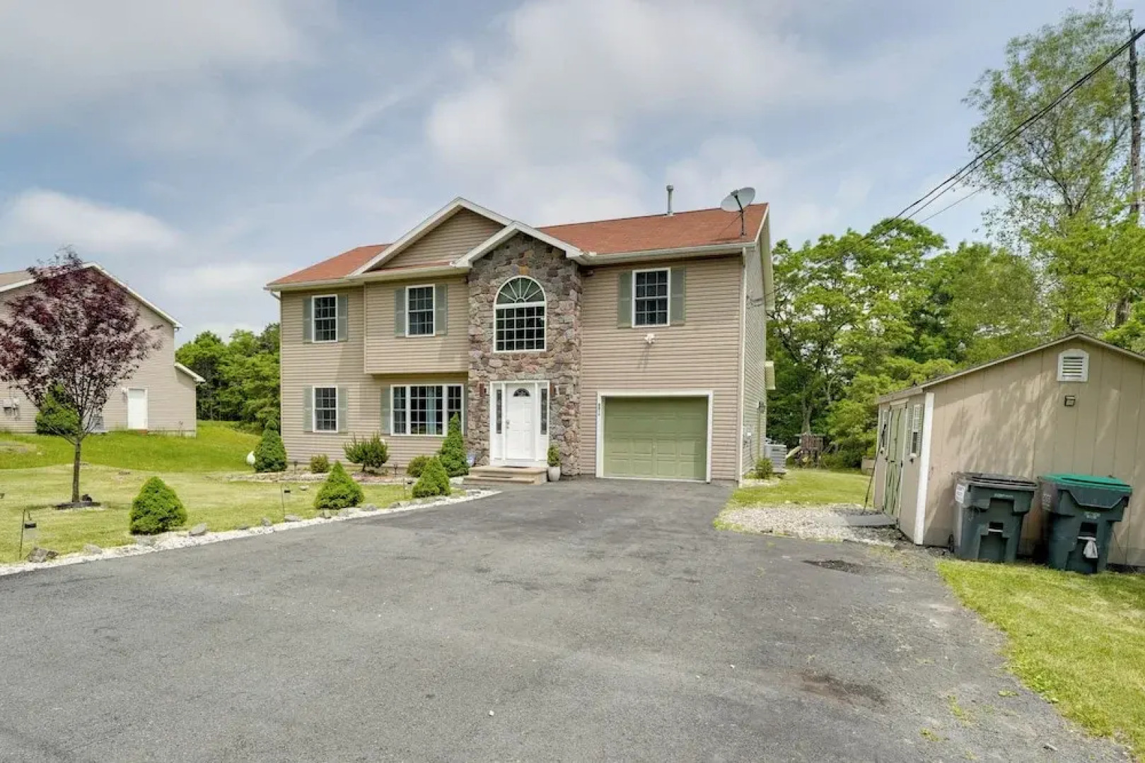 1 Mi to Lakes: Family Pocono Home w/ Fire Pits!