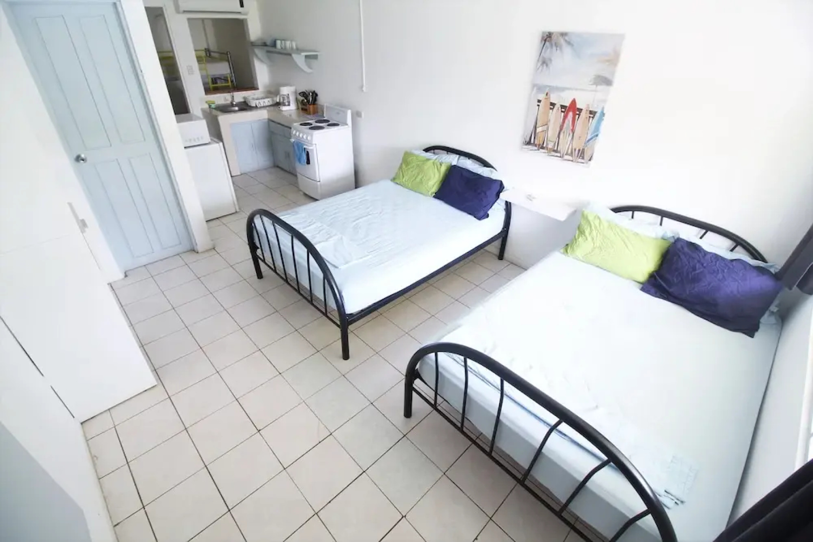 Blue Trailz Hostel & Surf Camp
