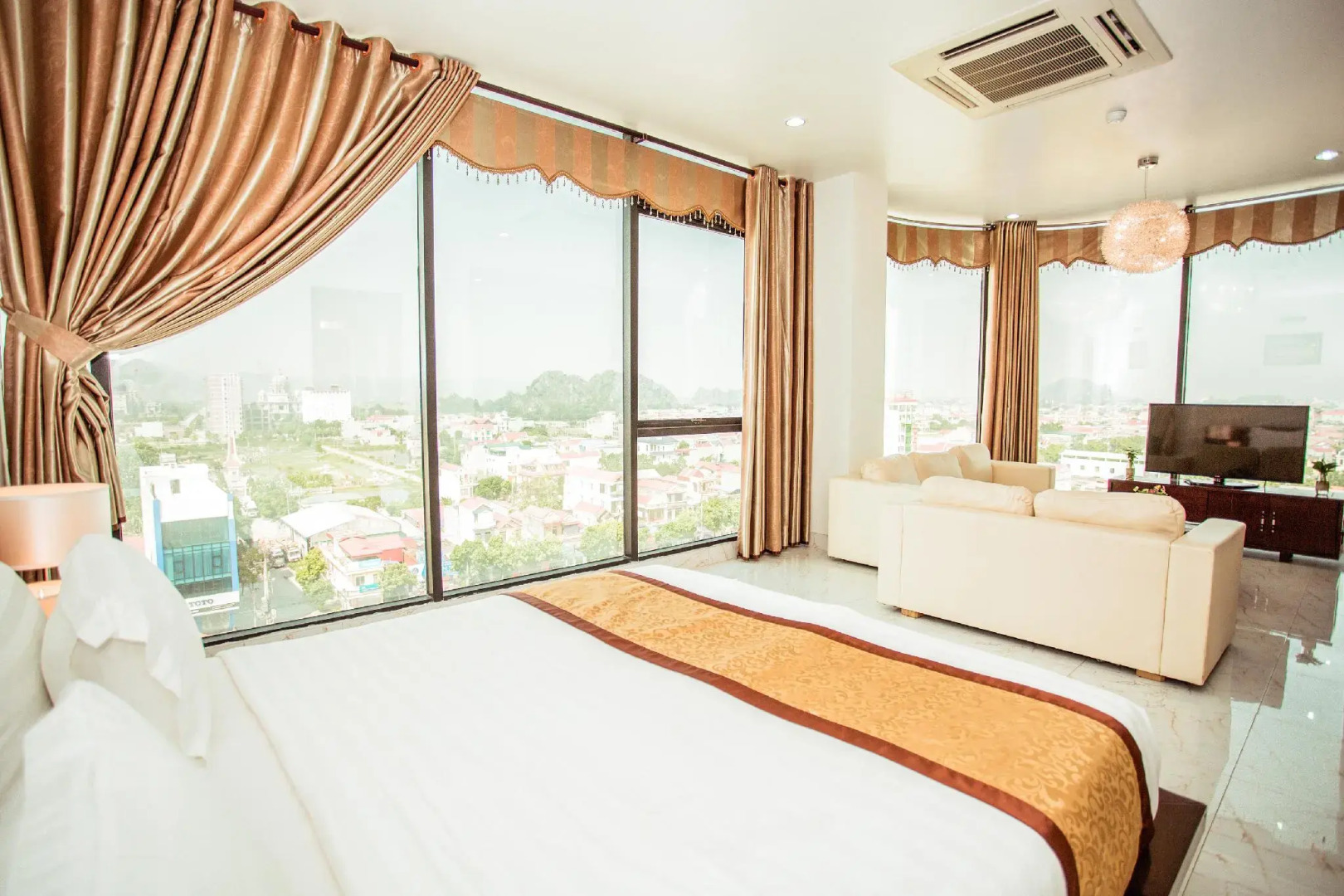Royal Ninh Binh Hotel