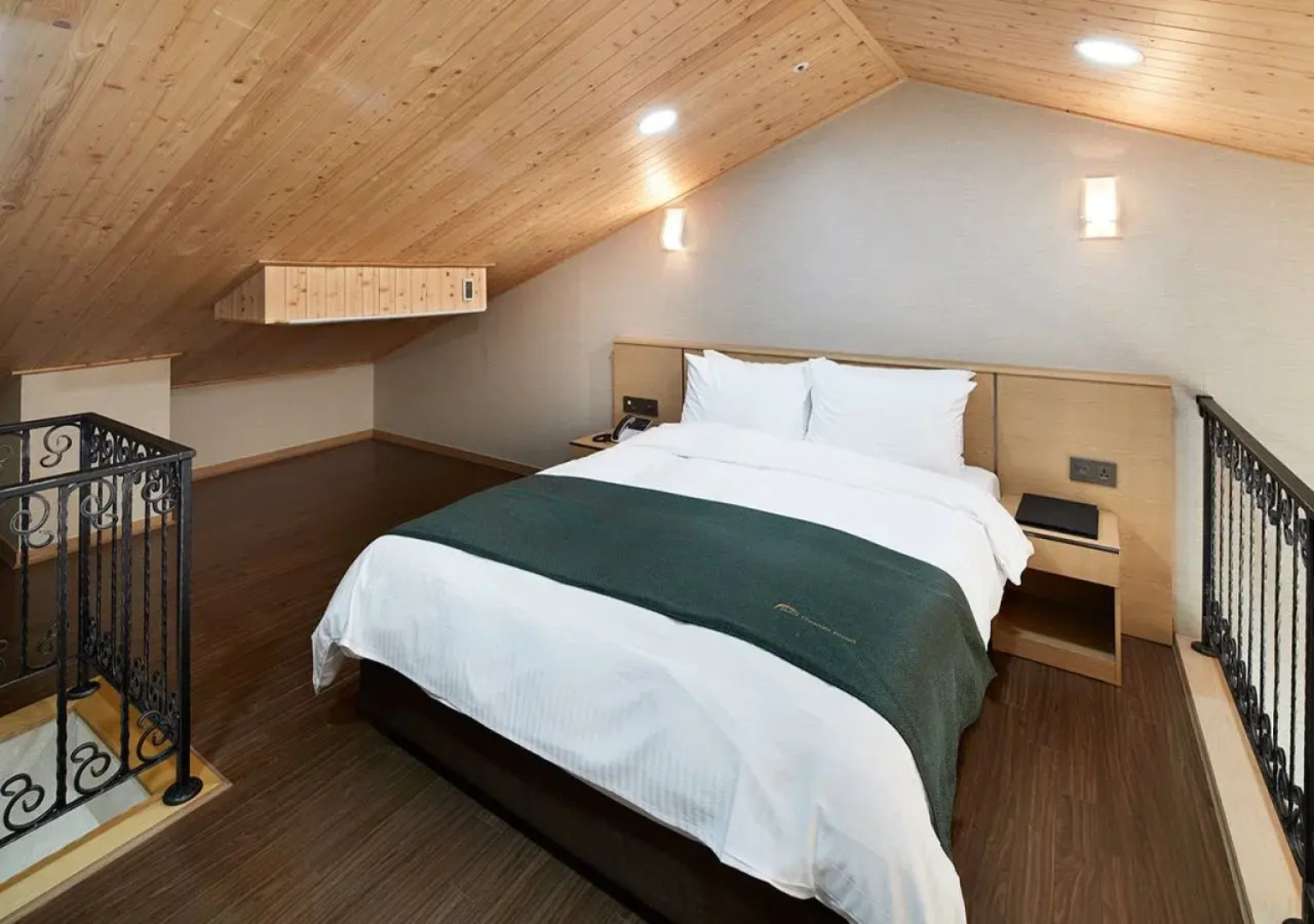 Hotel Thesoom Forest