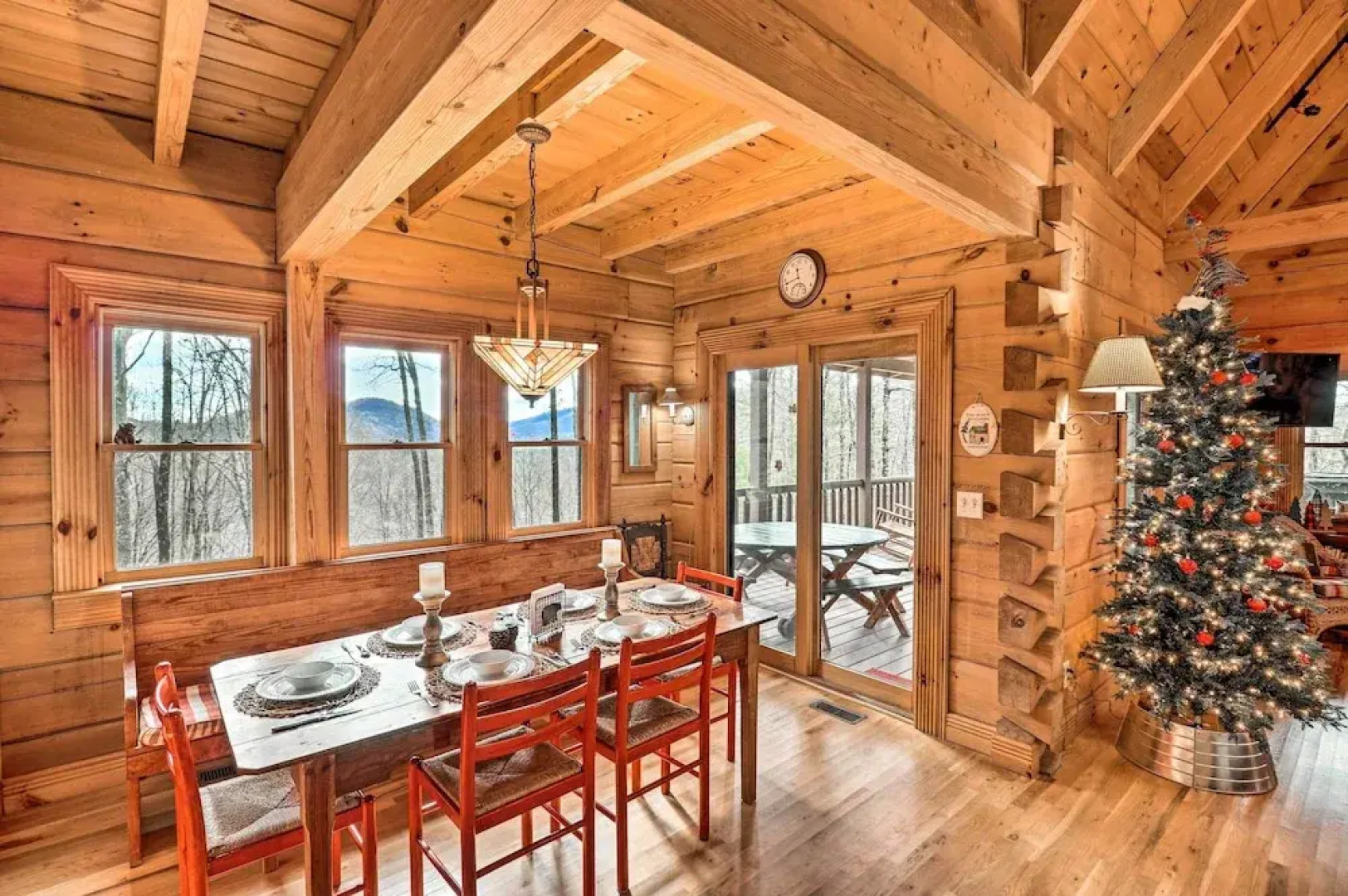 Private Sapphire Valley Resort Cabin w/ Mtn Views!