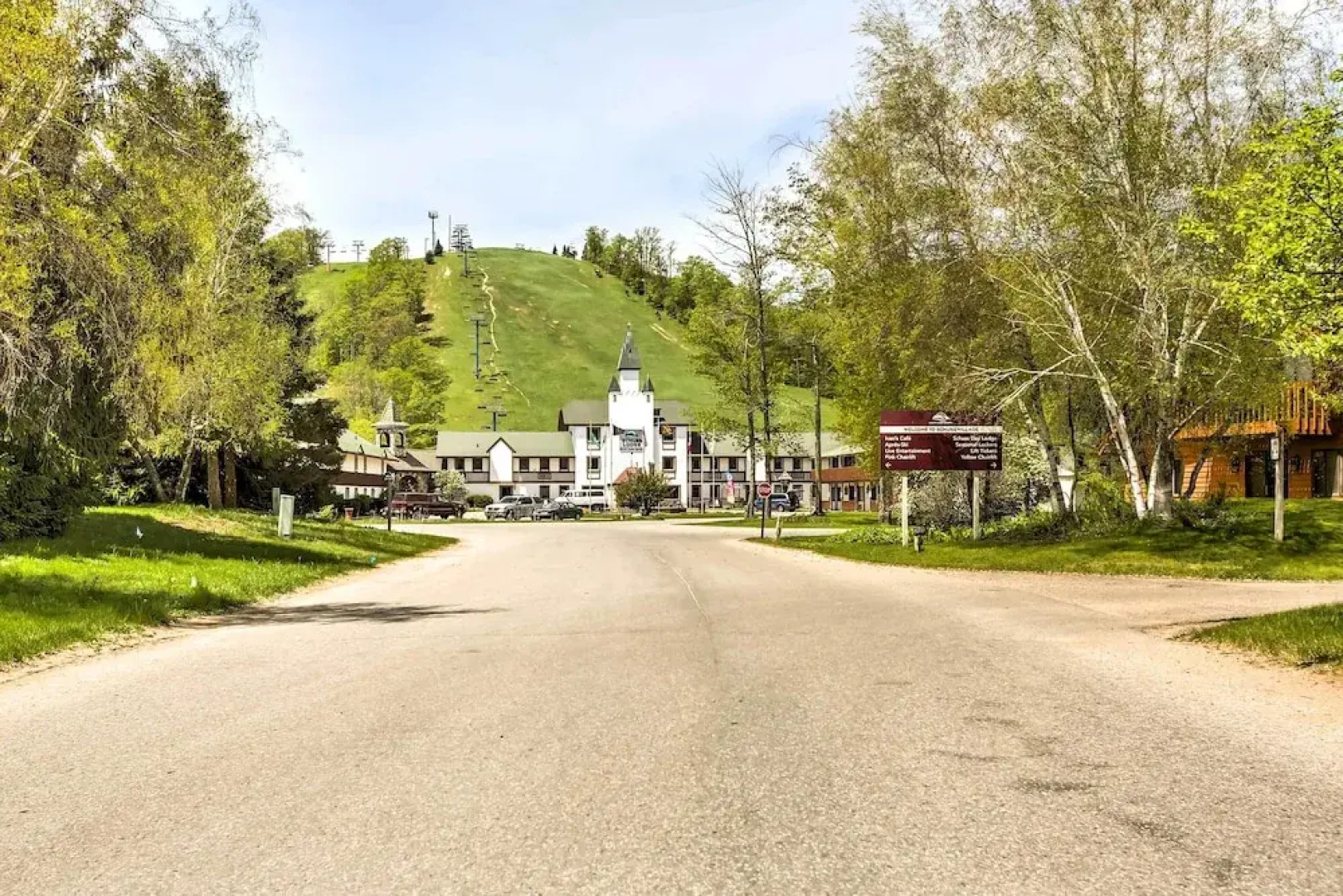 The Lodge At Schuss Mountain, Schuss Village