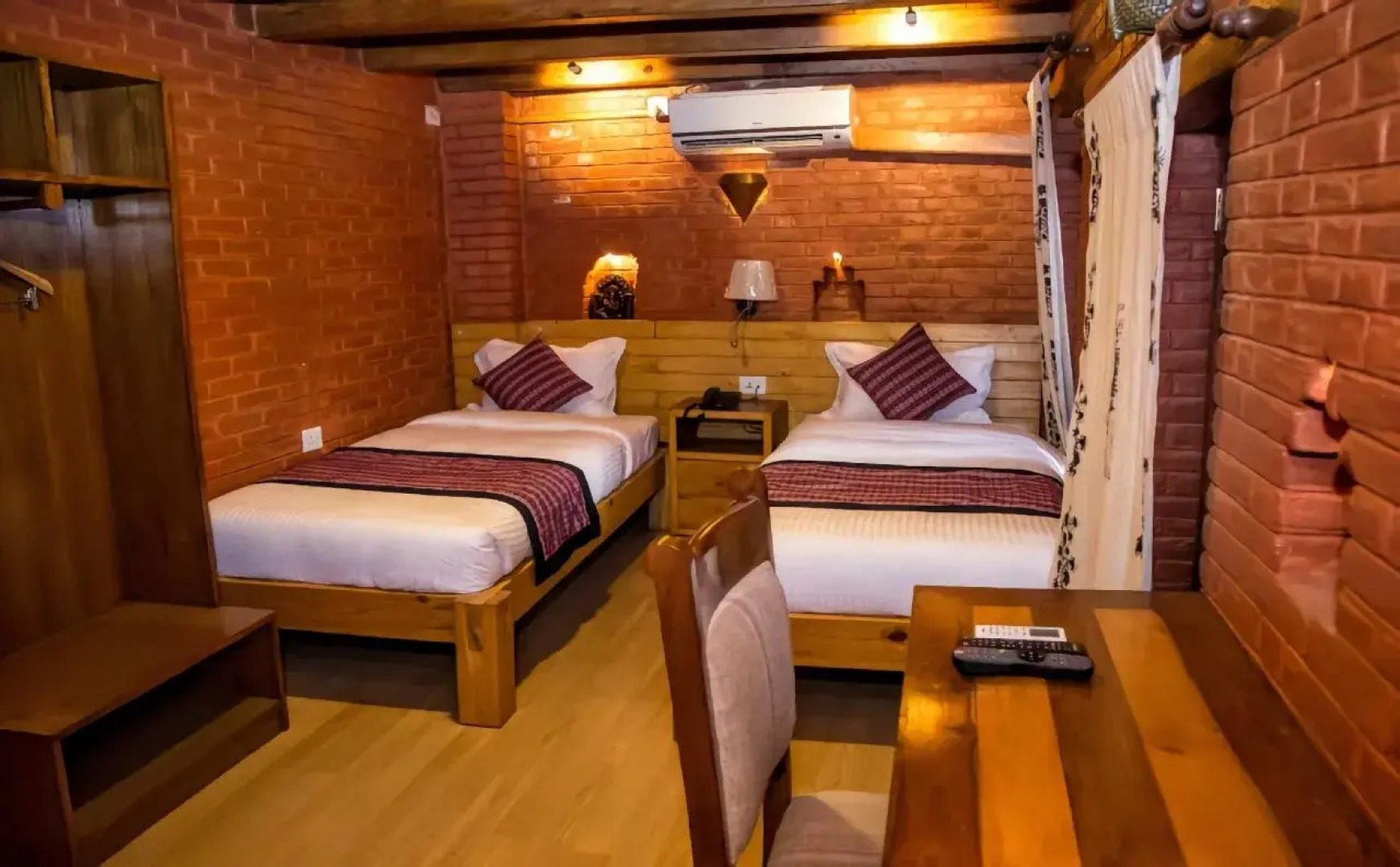 Hotel Baha Restaurant and Cafe