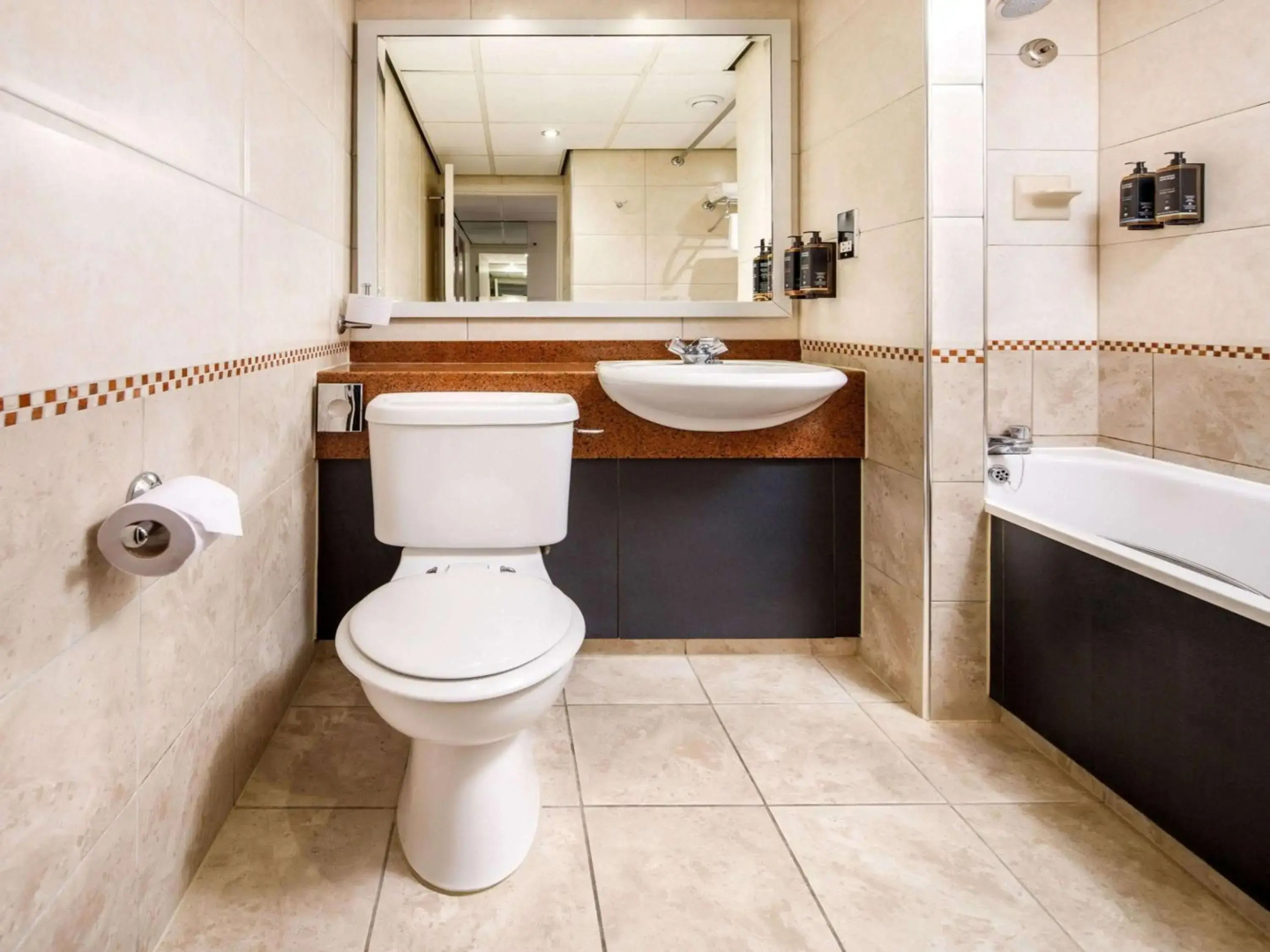 Mercure Chester Abbots Well Hotel