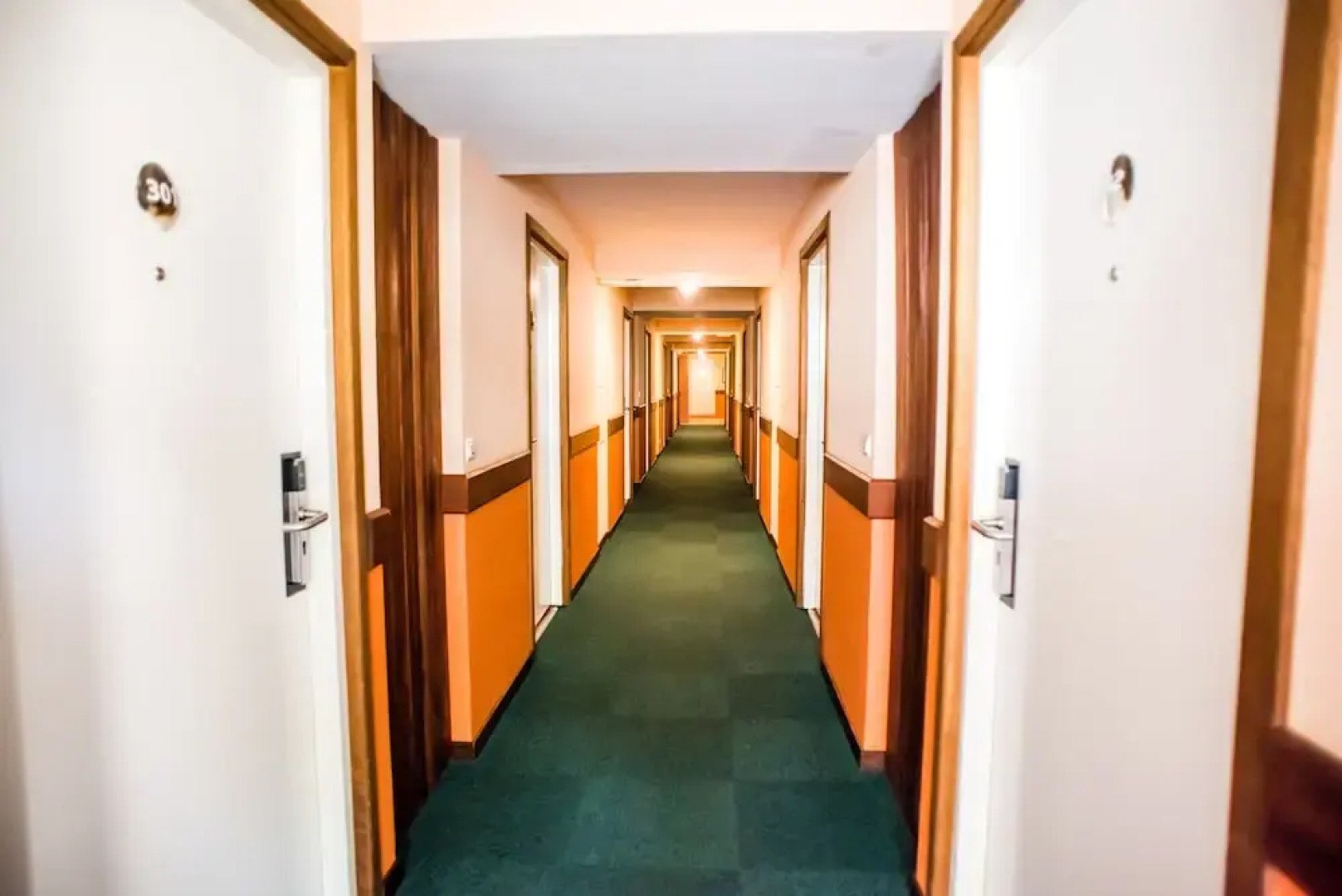 Tiki Hotel - Hospitality School of Tahiti