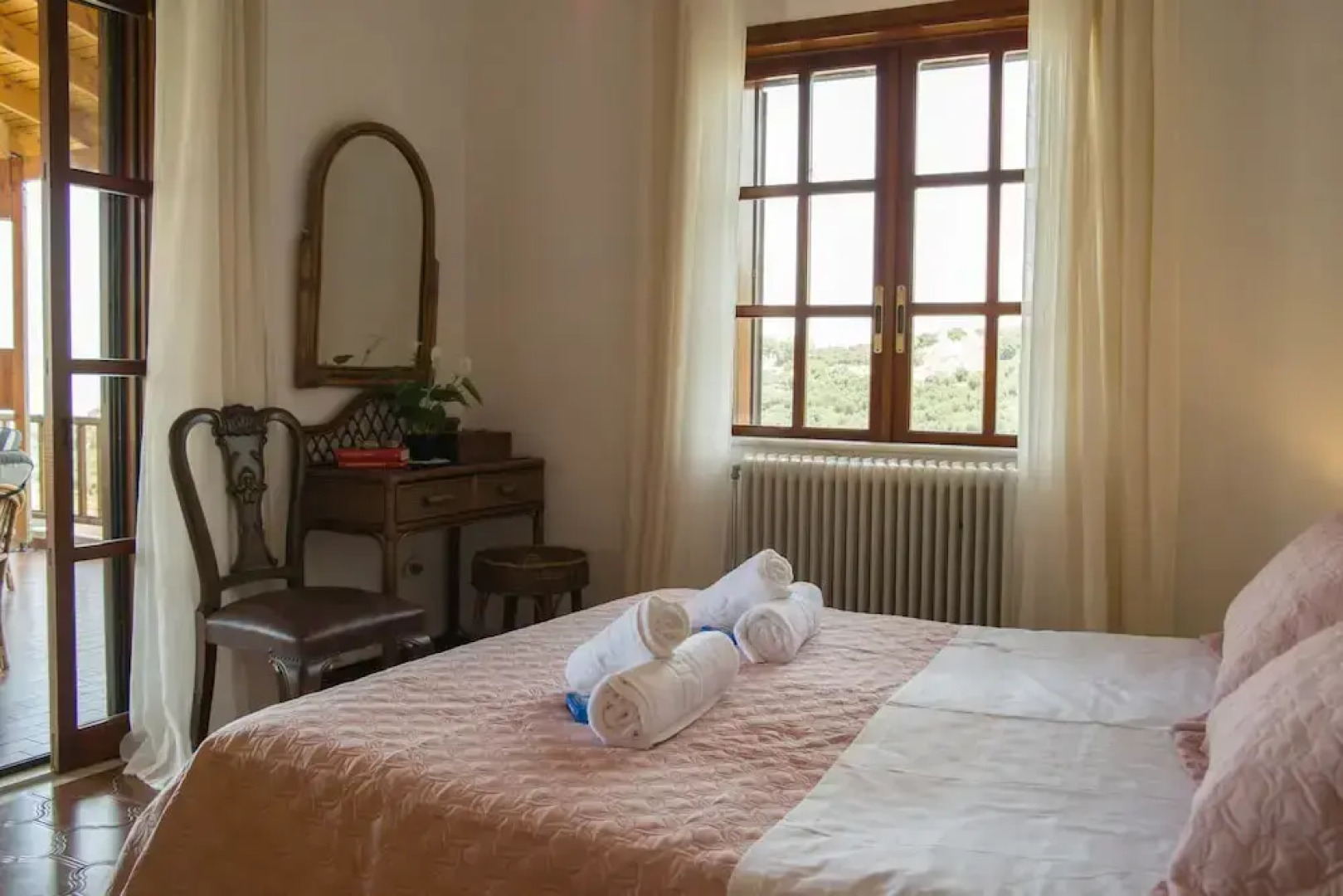 Alexandra Villa Stalos