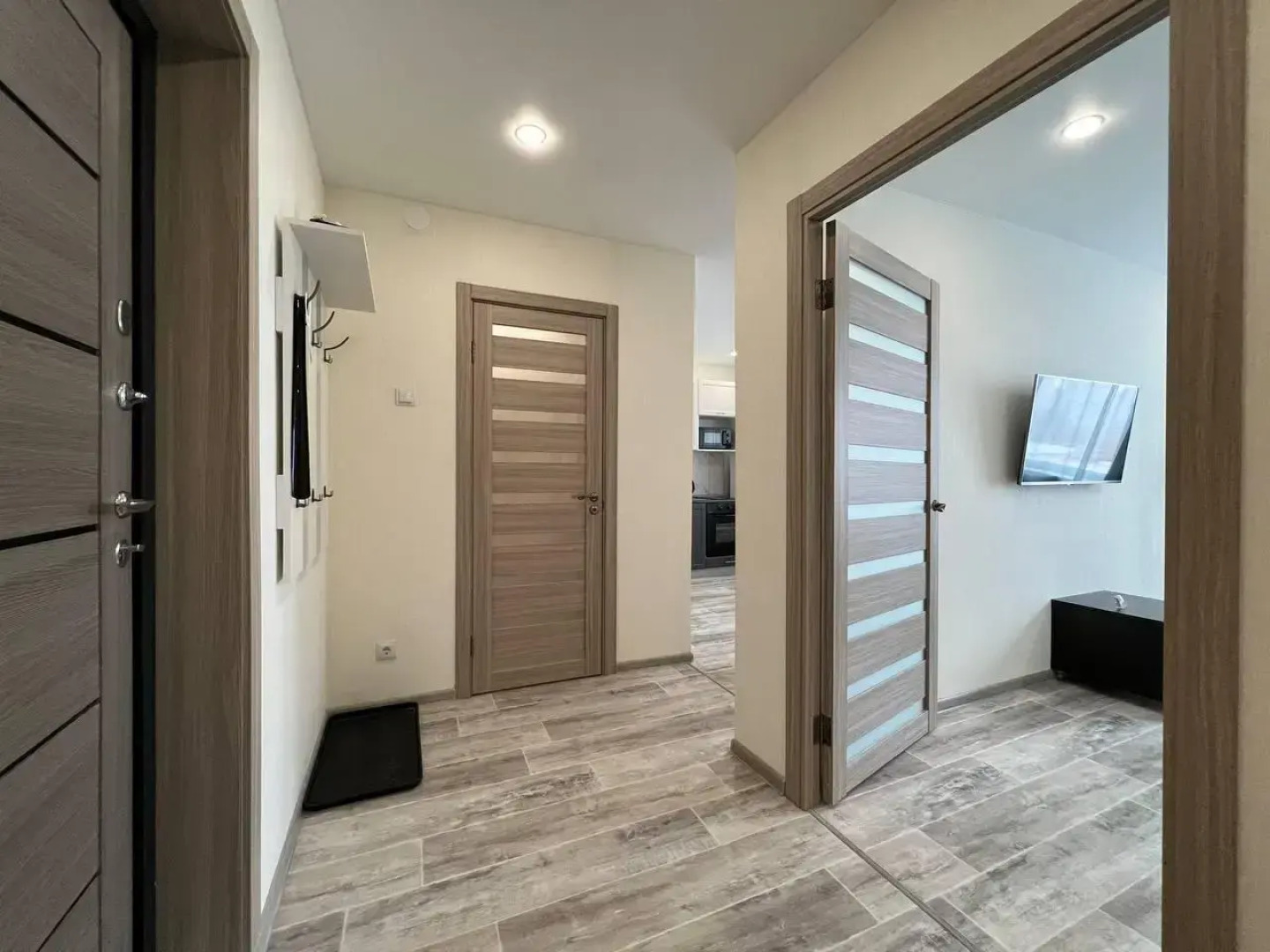 EasyRent (ИзиРент) на улице Ленинградская 68Б