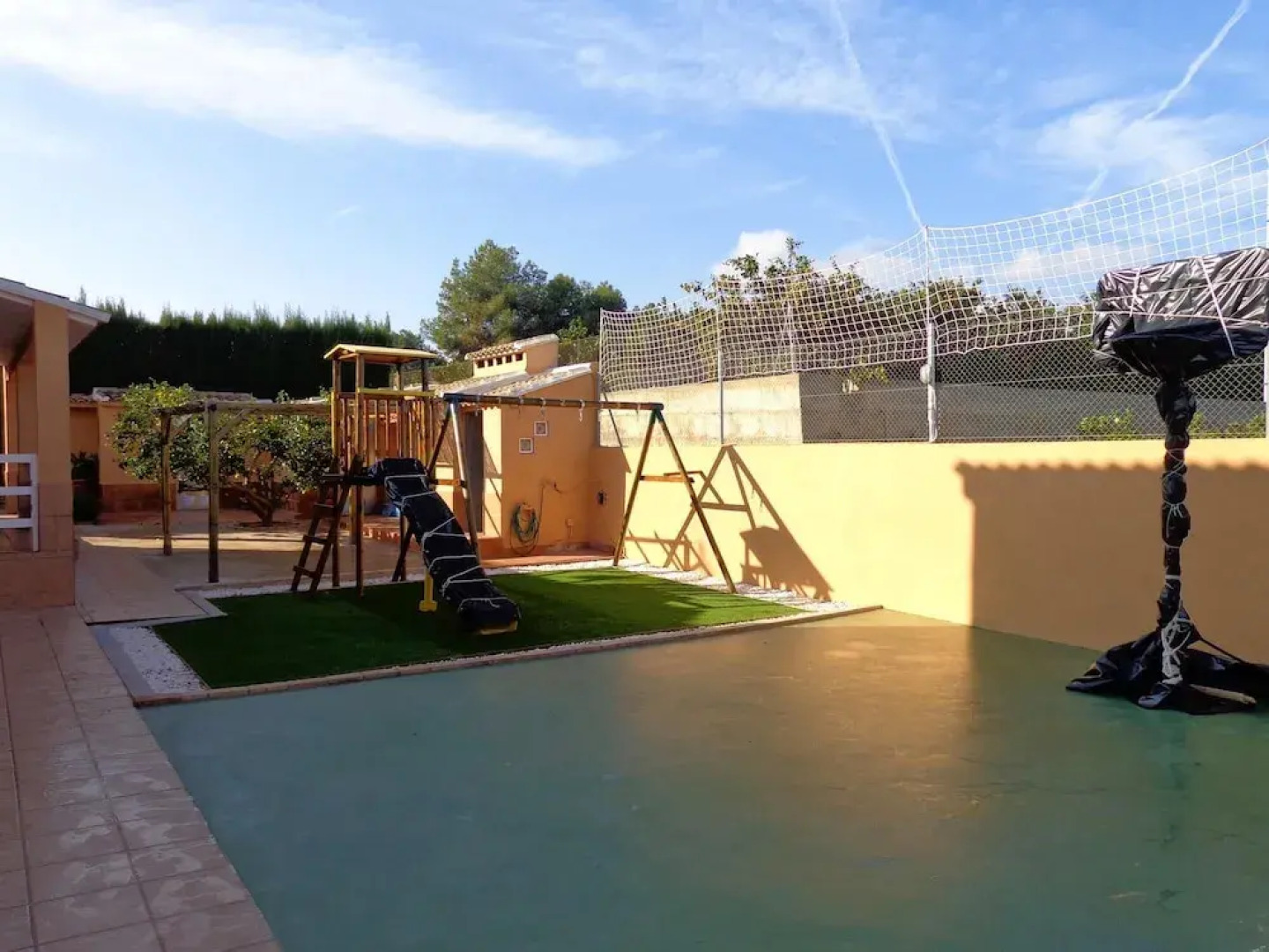 Villa With 4 Bedrooms in Benifayó, With Wonderful sea View, Private Pool, Furnished Garden