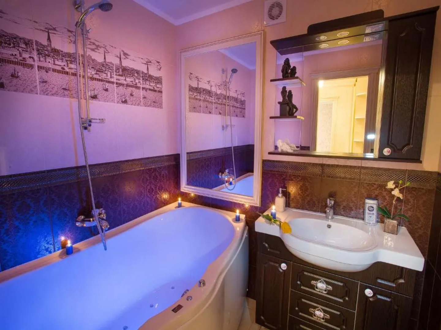 Luxury apartments with jacuzzi