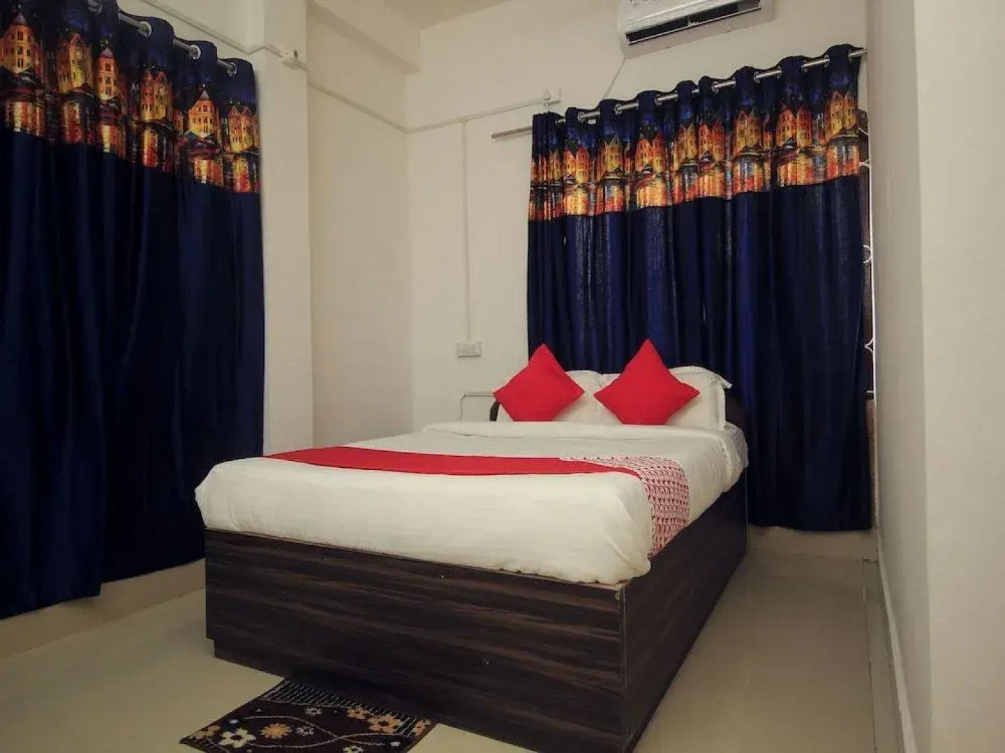 OYO 12992 Prince lodge