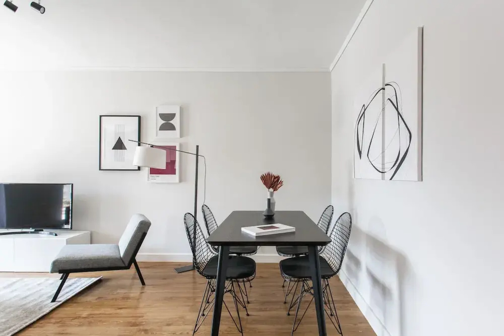 Upstreet Bright 1Bd Apt In Chalandri