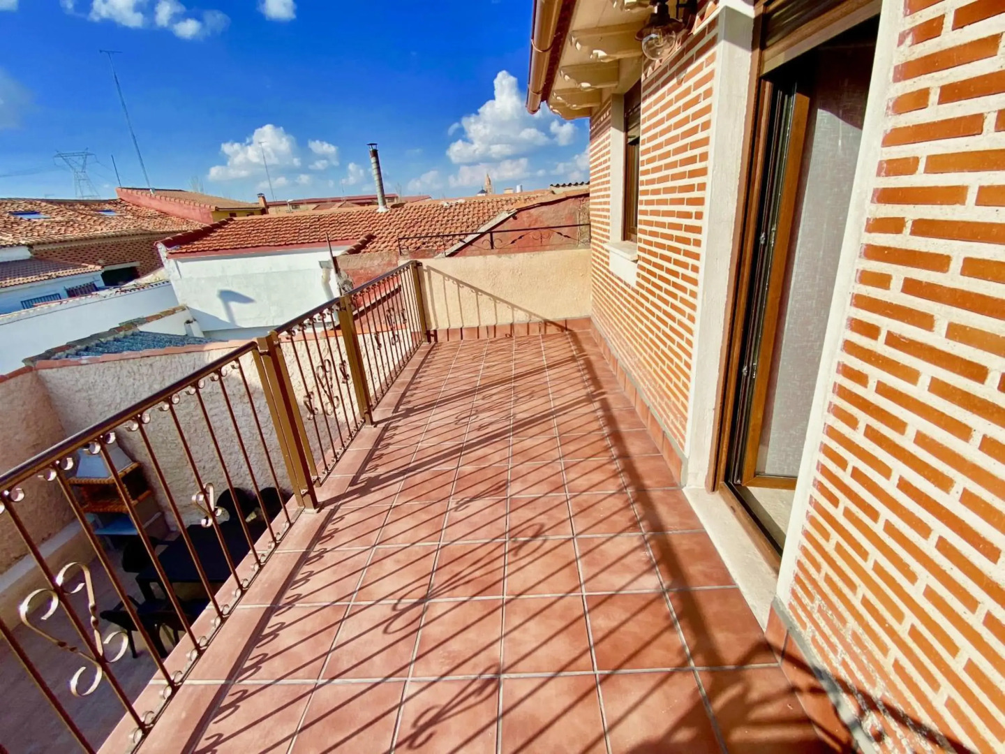 La Parada de Jimena-Casa rústica rodeada de bodegas en Rueda