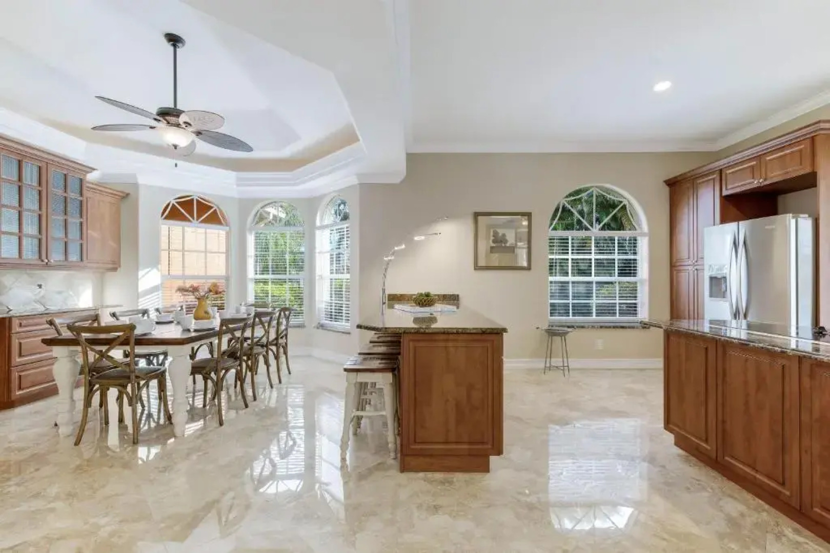 STUNNING Villa with Custom pool, Spa, pool table, Kayaks & sleeps 14! - Villa Flandria - Roelens