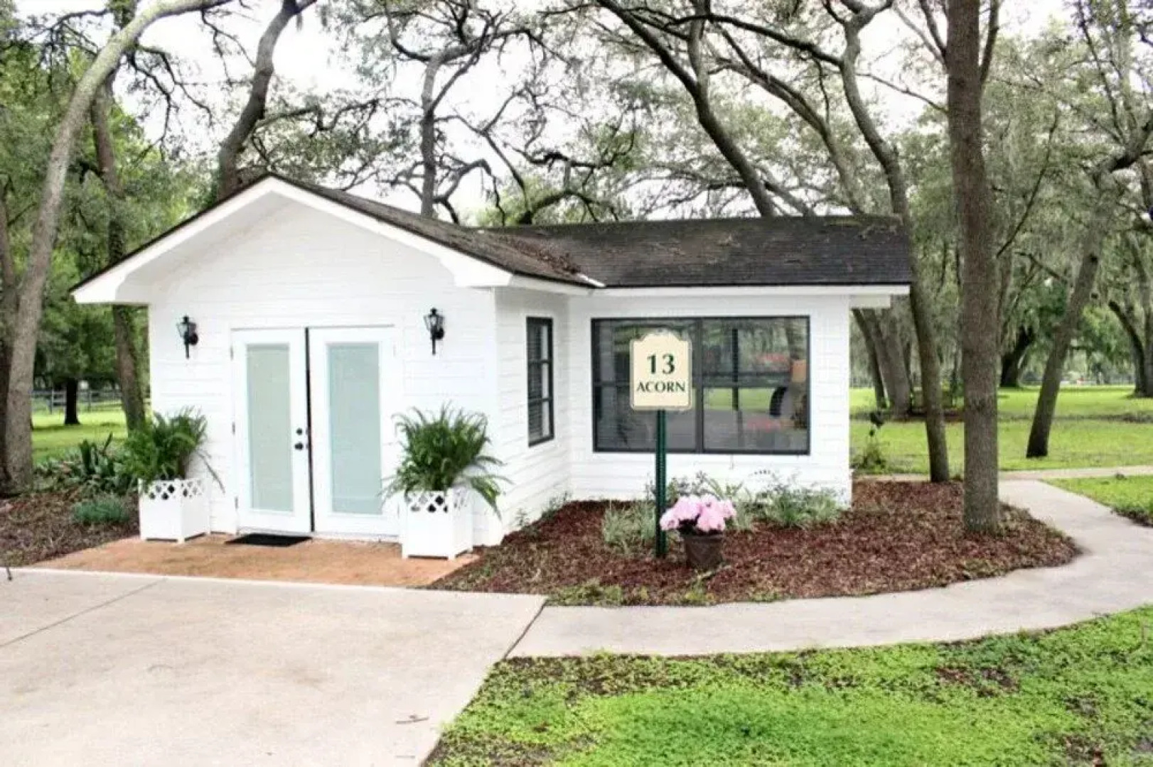 The Grand Oaks Resort