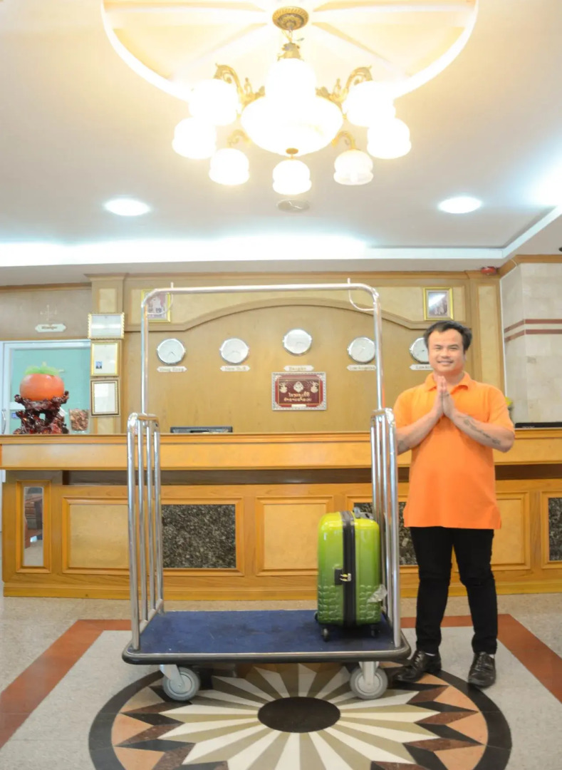 Submukdaphoomplace Hotel