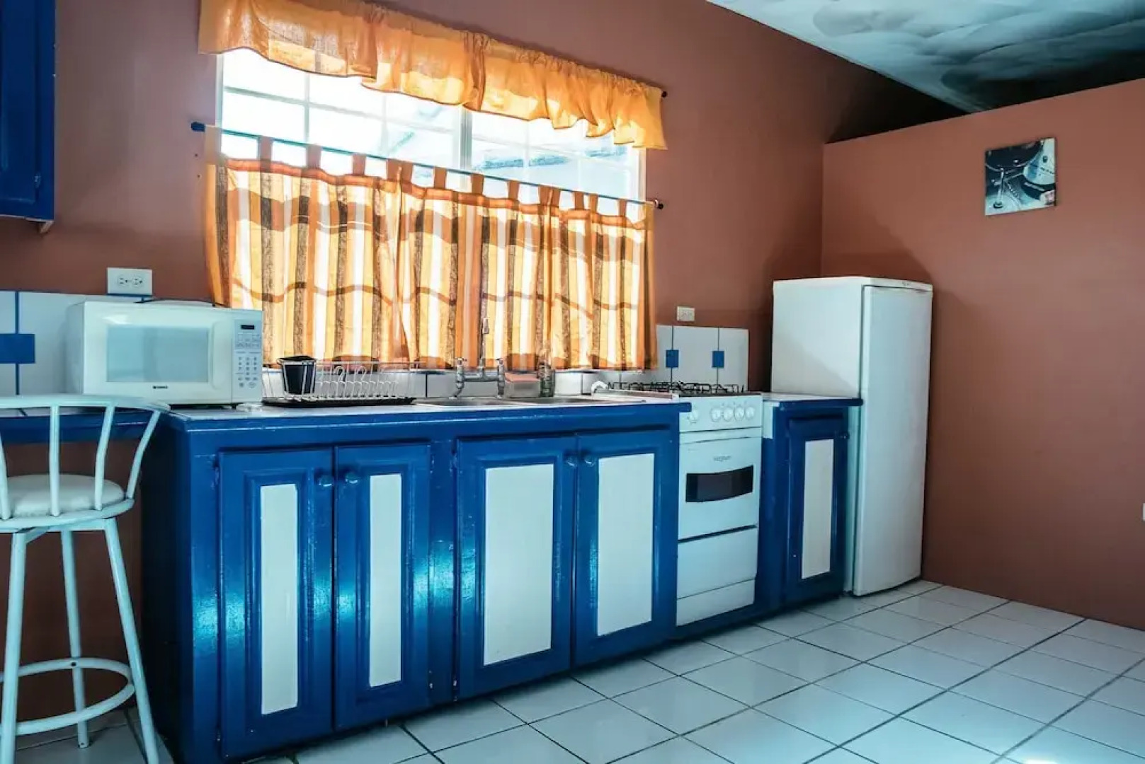 Paradise Home Apartments