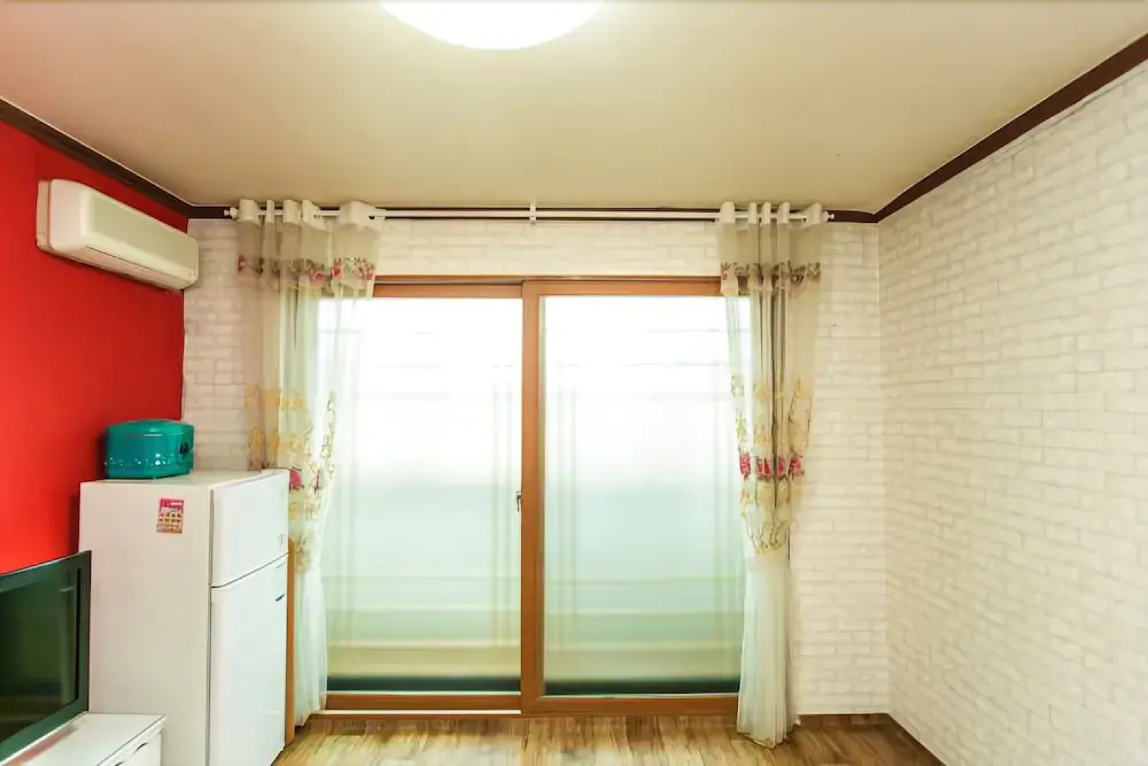 Anmyeondo Hillhouse Pension