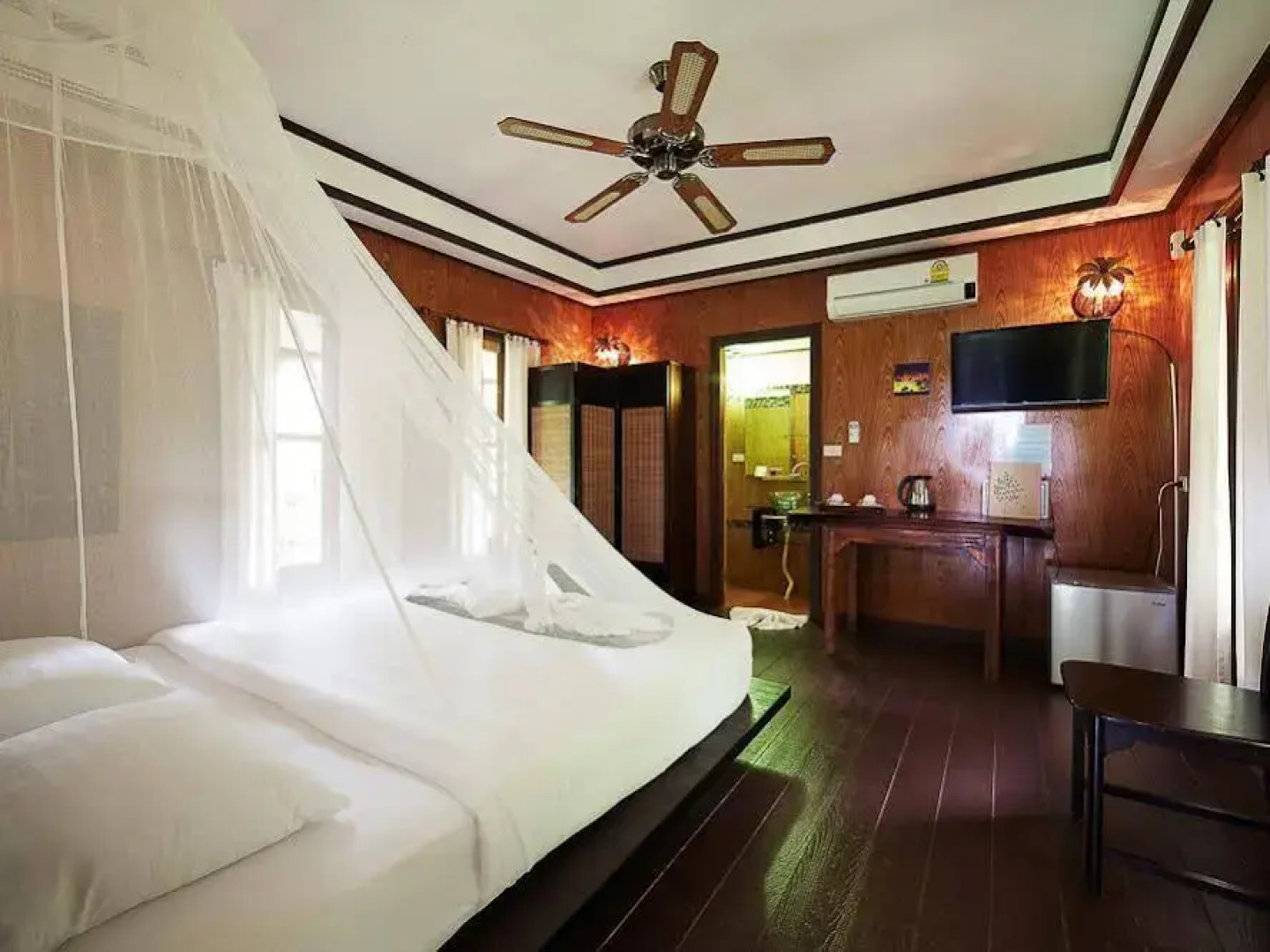 Khao Sok Paradise Resort