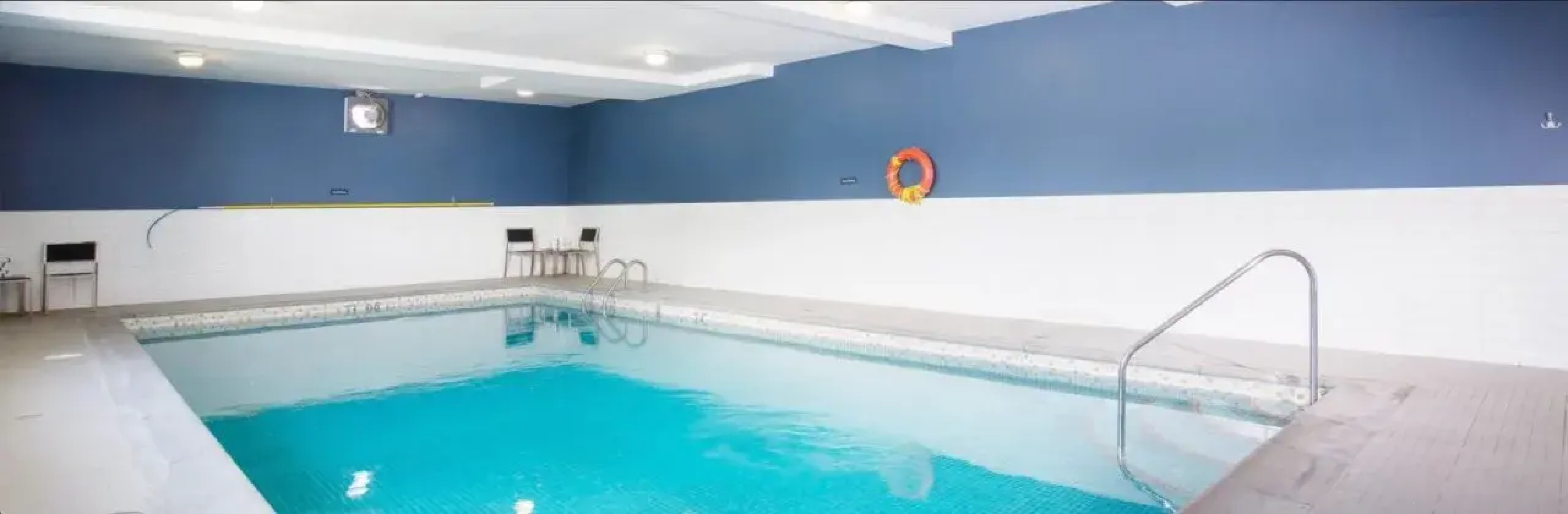 Sandman Hotel Vernon