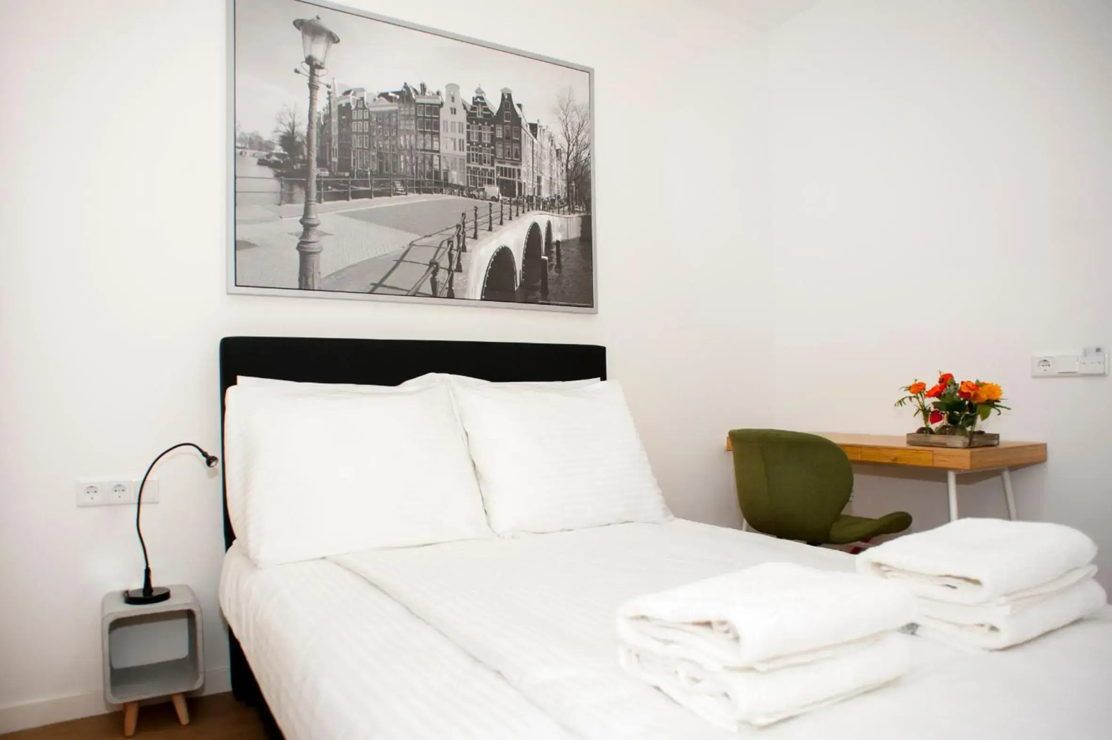 I Hotel