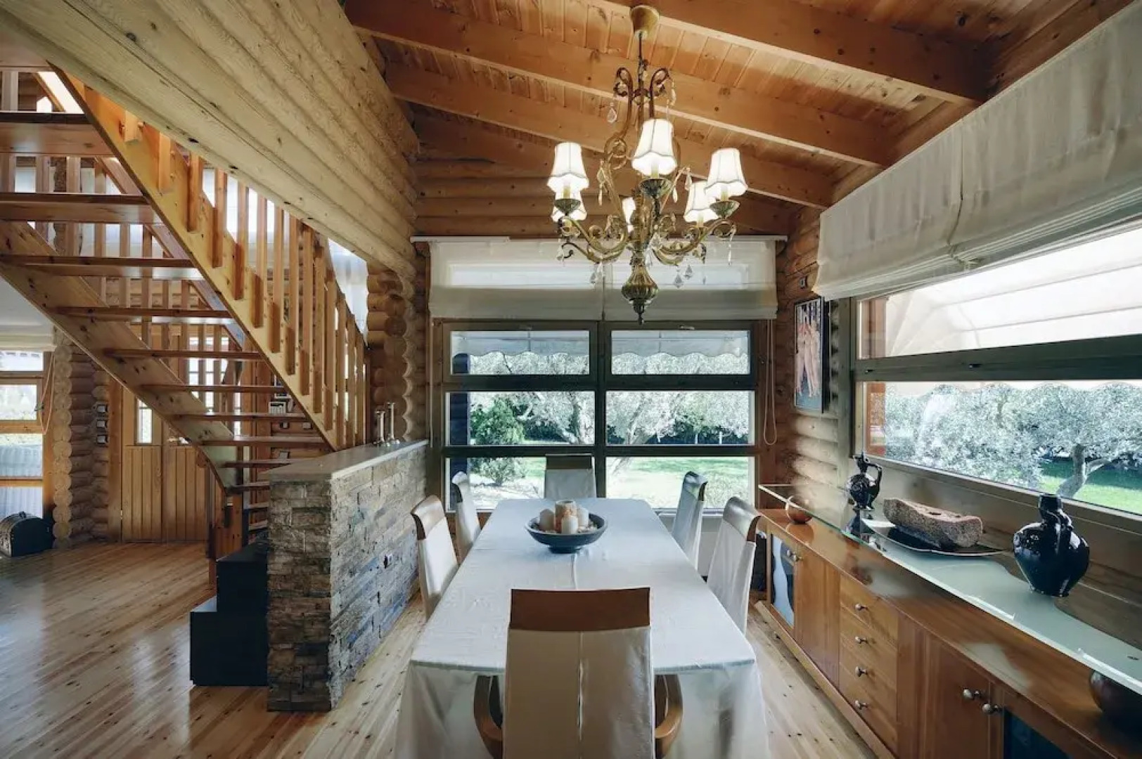 Lakkia - Wooden Residence