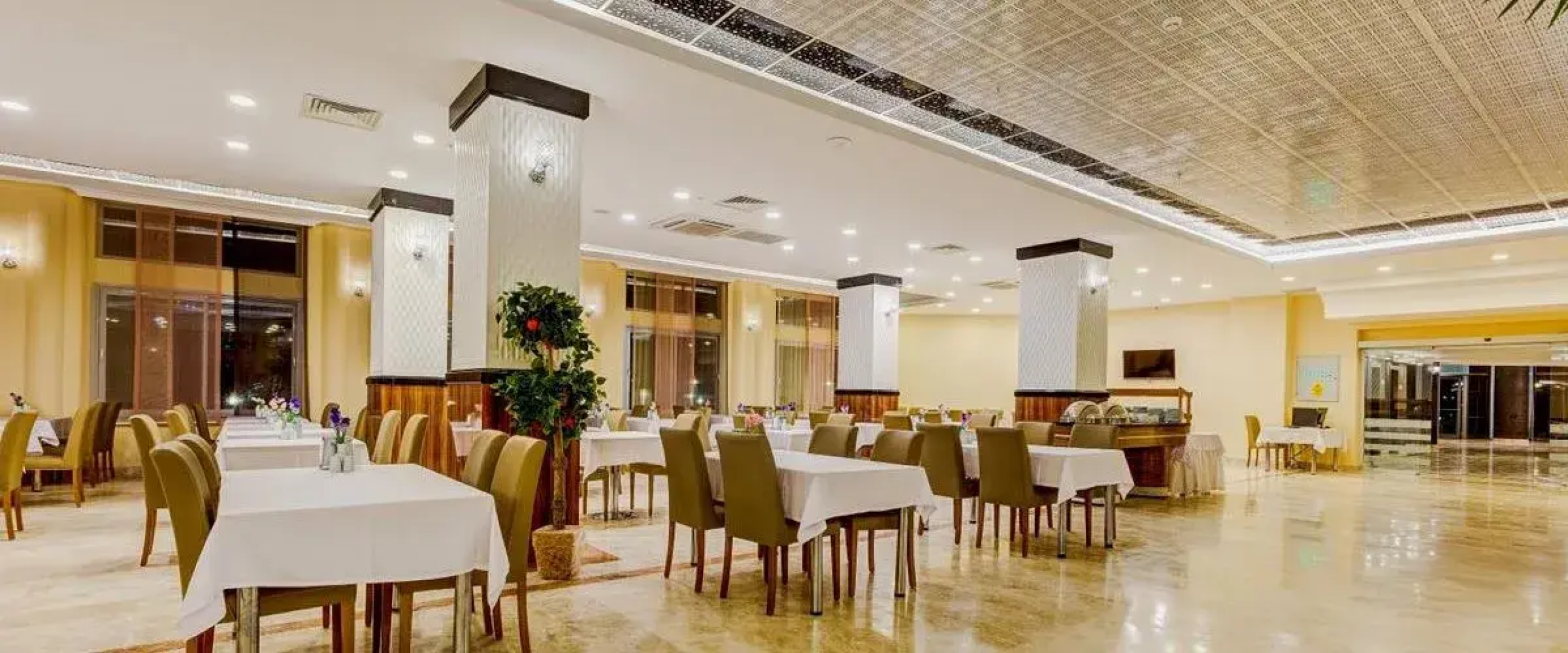 Kaynesia Hotel