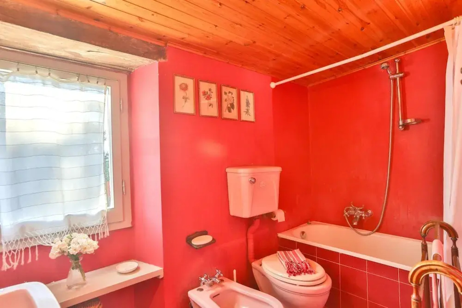 Villa With 7 Bedrooms in Castelnuovo, With Private Pool, Terrace and Wifi