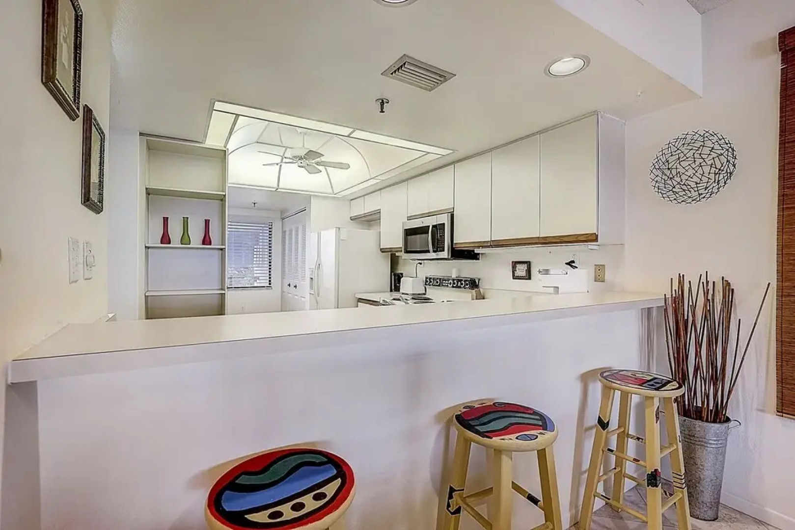 Buttonwood Bliss 2 Bedroom Condo by RedAwning